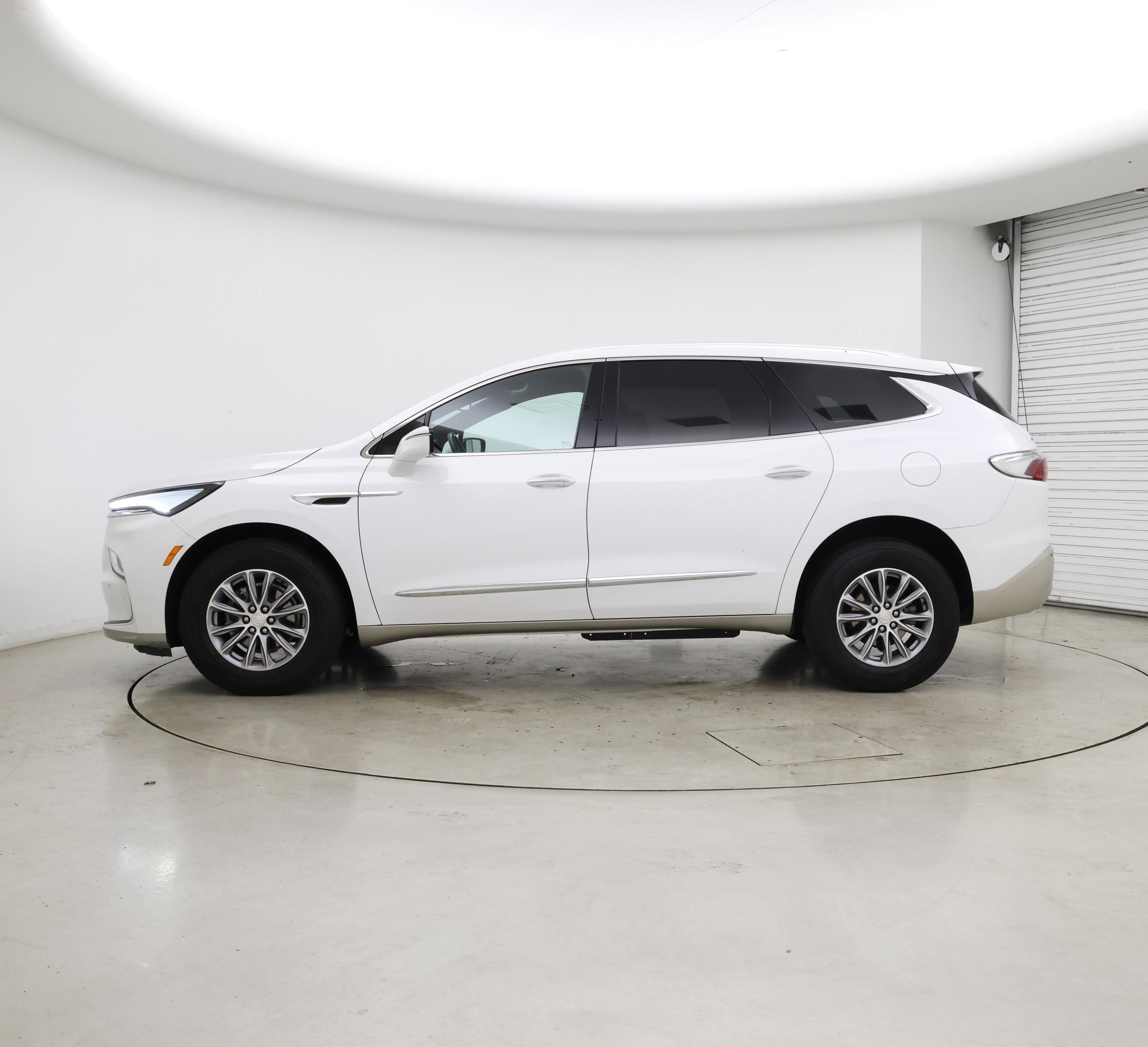 Thumbnail: 2022 Buick Enclave - 3
