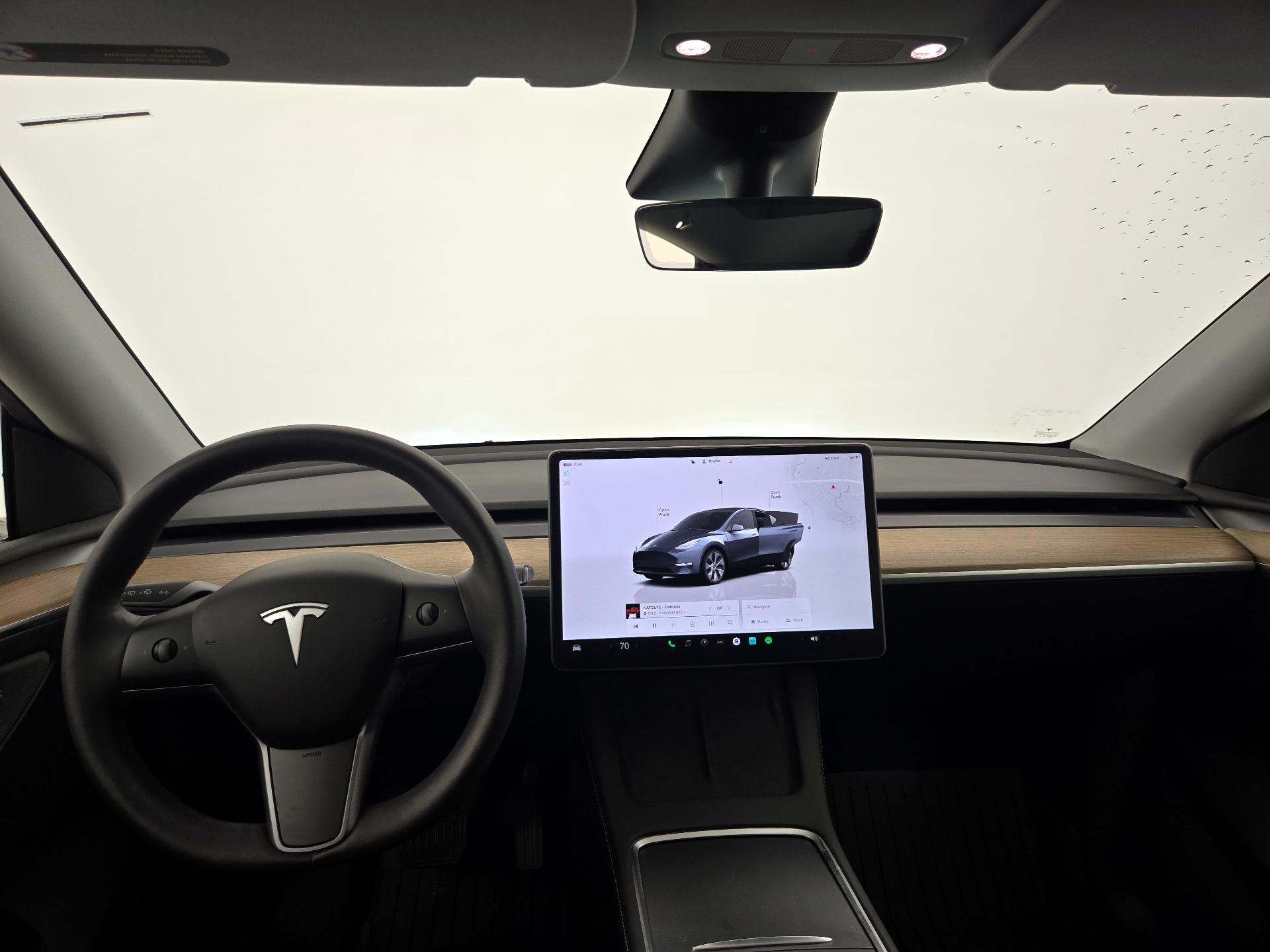 Thumbnail: 2023 Tesla Model Y - 9