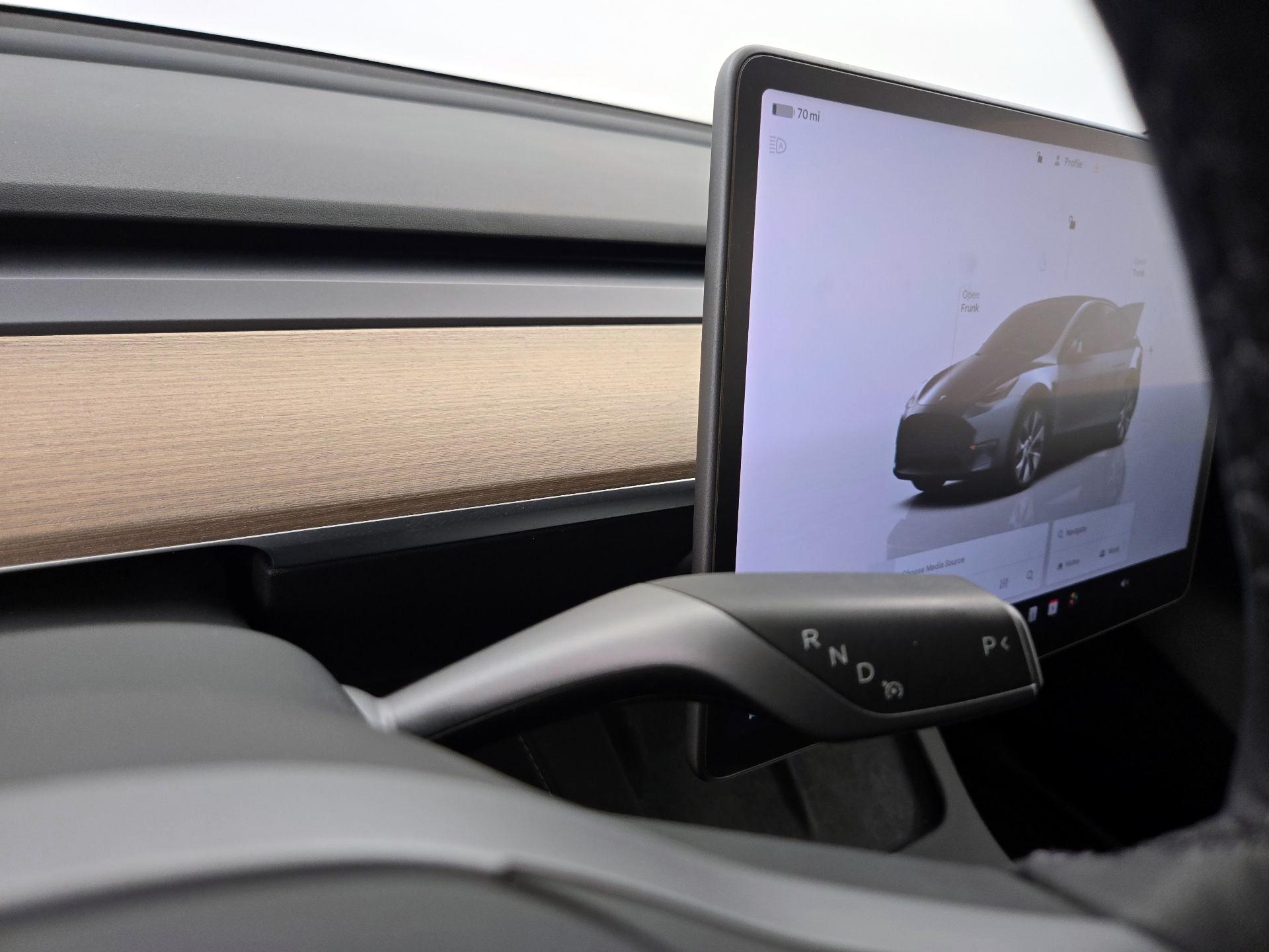 Thumbnail: 2023 Tesla Model Y - 17