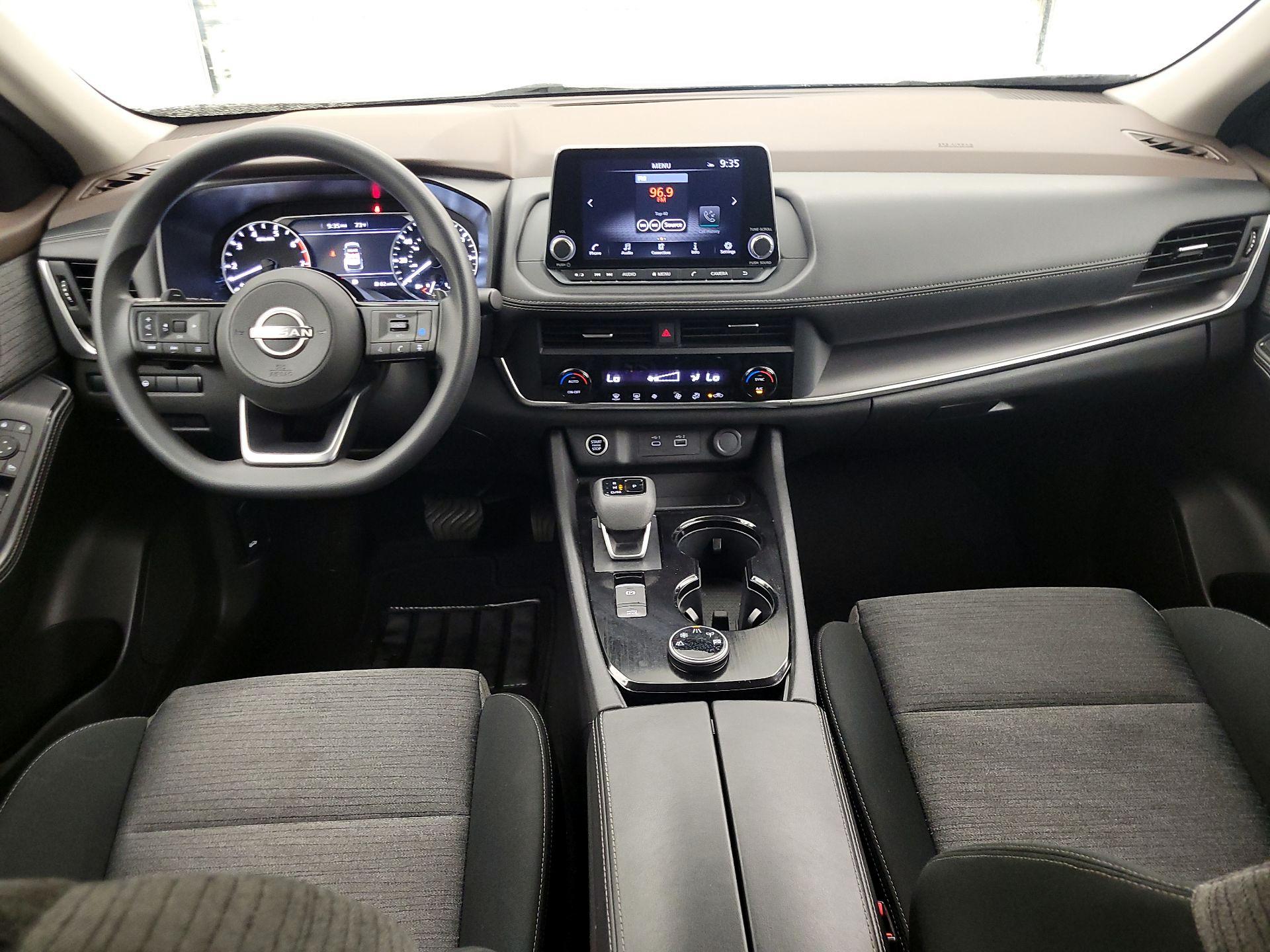 Thumbnail: 2023 Nissan Rogue - 9