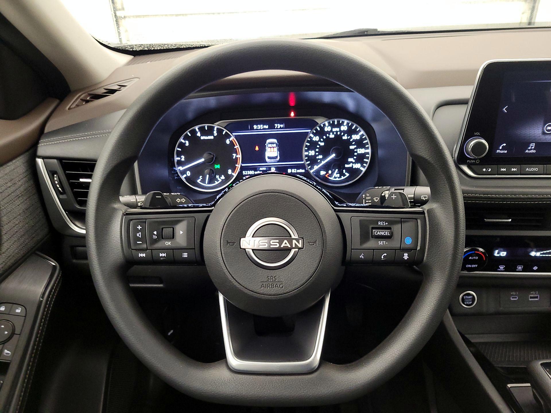Thumbnail: 2023 Nissan Rogue - 10