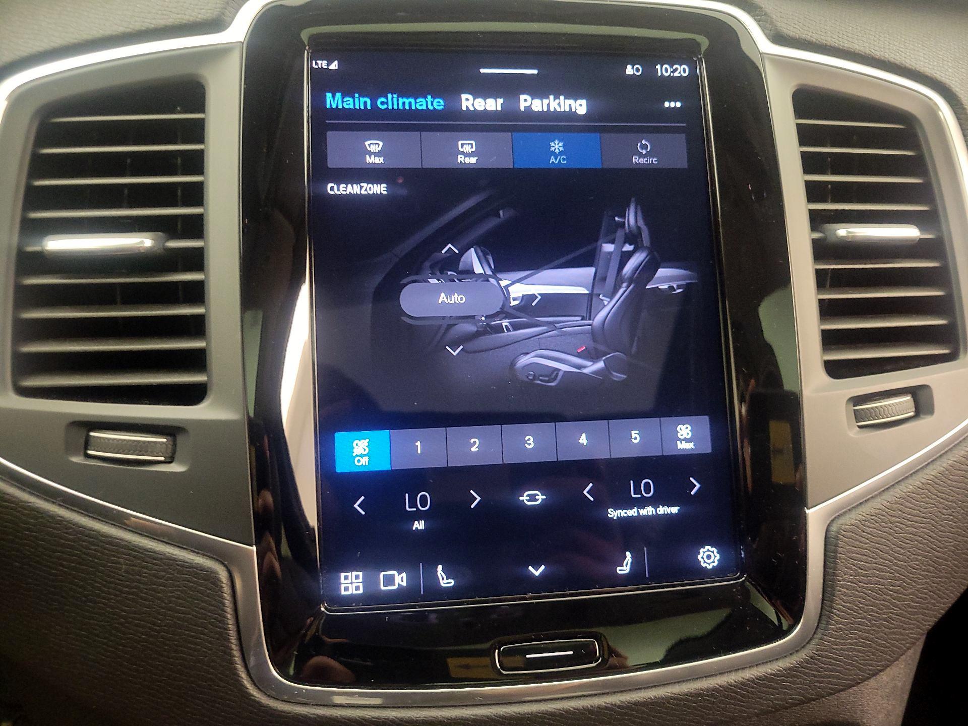 Thumbnail: 2024 Volvo XC90 - 16