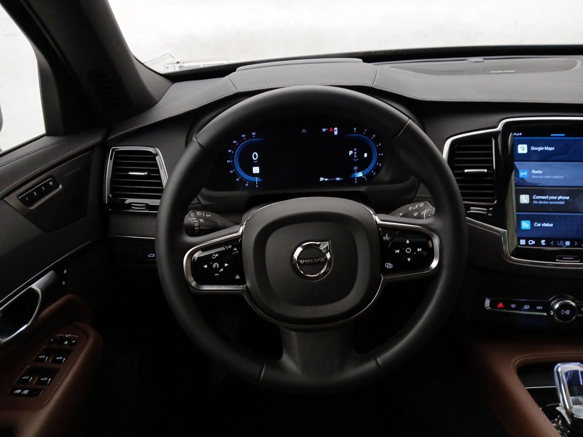 Thumbnail: 2023 Volvo XC90 - 10