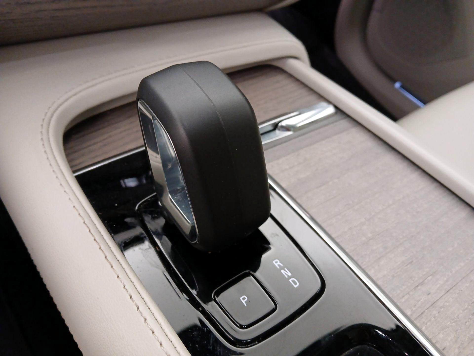 Thumbnail: 2024 Volvo XC90 - 17