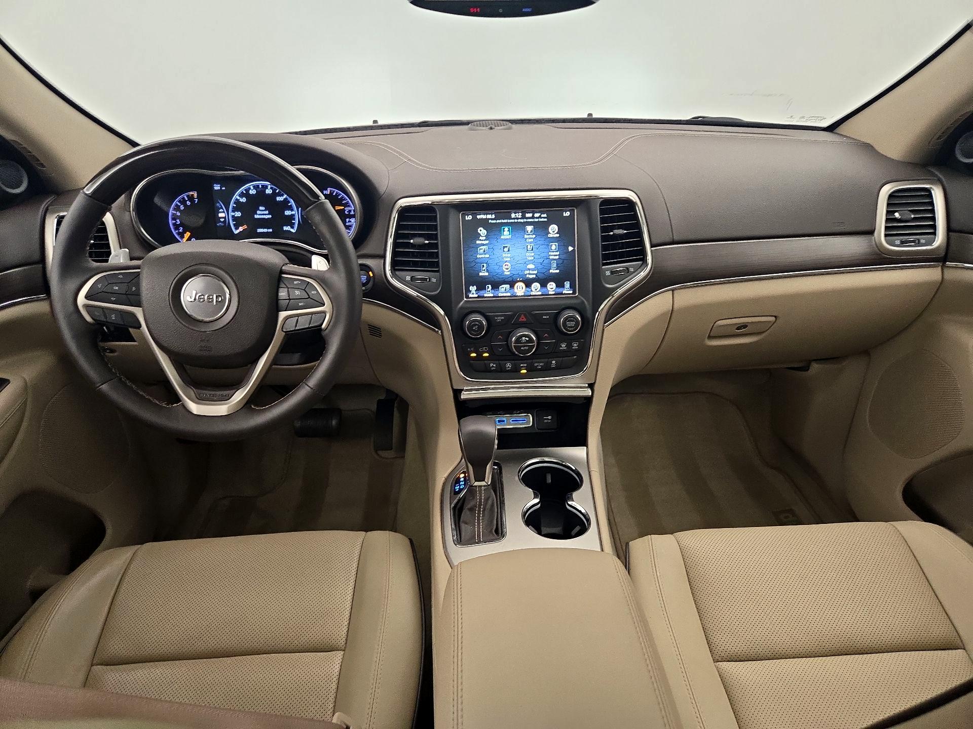 Thumbnail: 2017 Jeep Grand Cherokee - 9