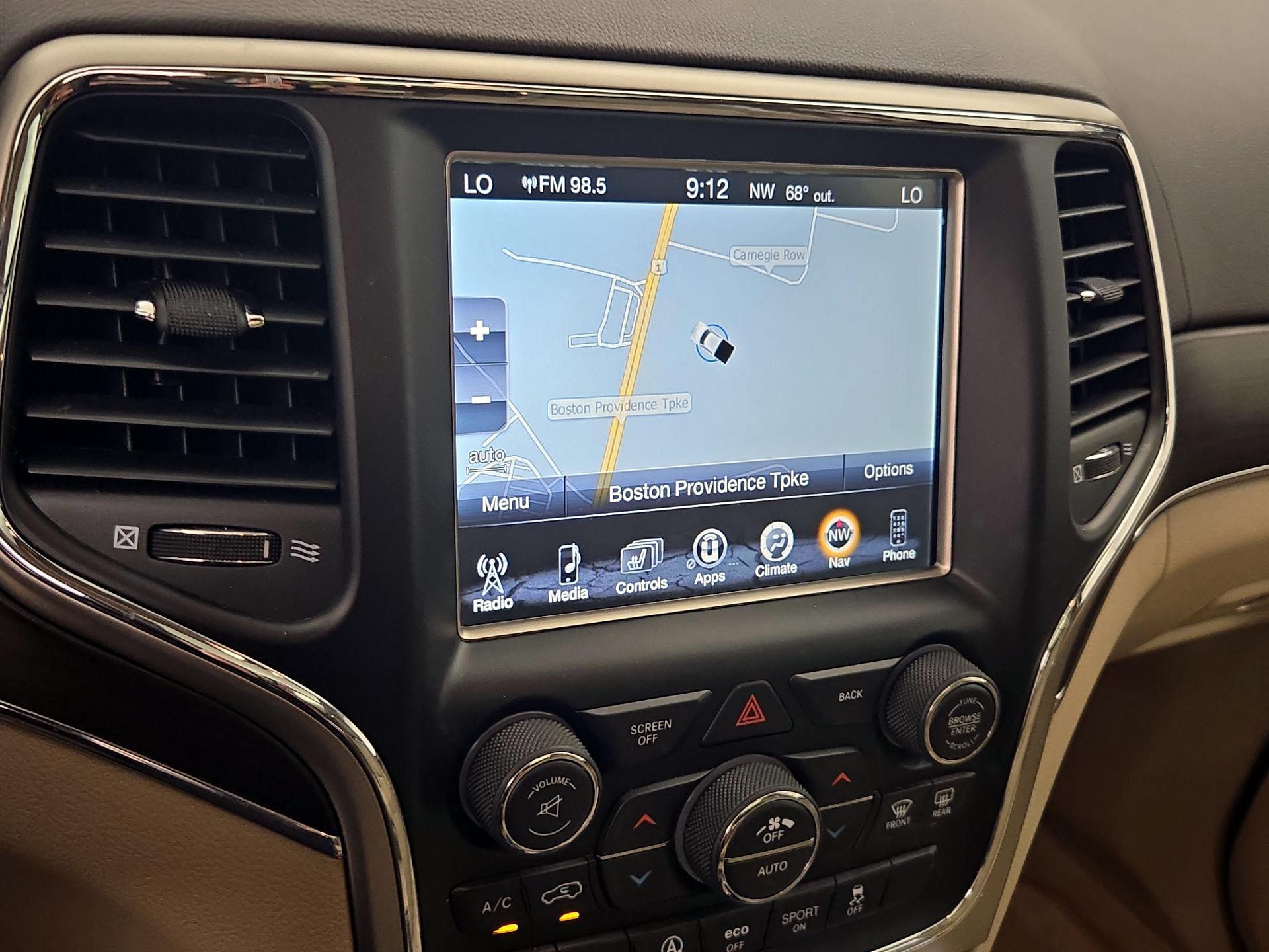 Thumbnail: 2017 Jeep Grand Cherokee - 14