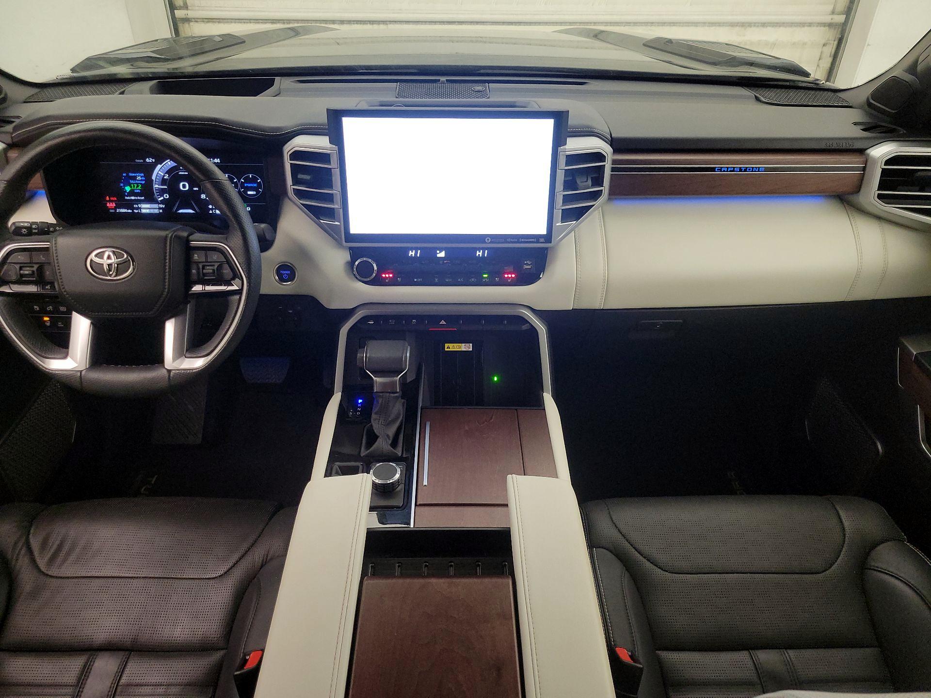 Thumbnail: 2023 Toyota Tundra - 9