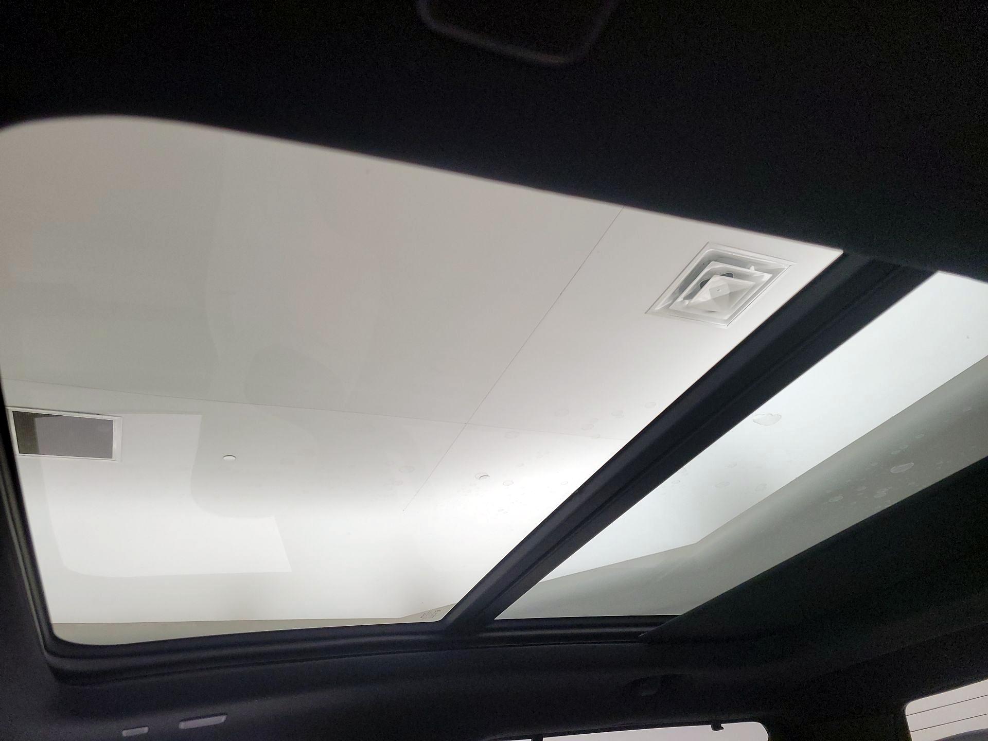 Thumbnail: 2023 Toyota Tundra - 18