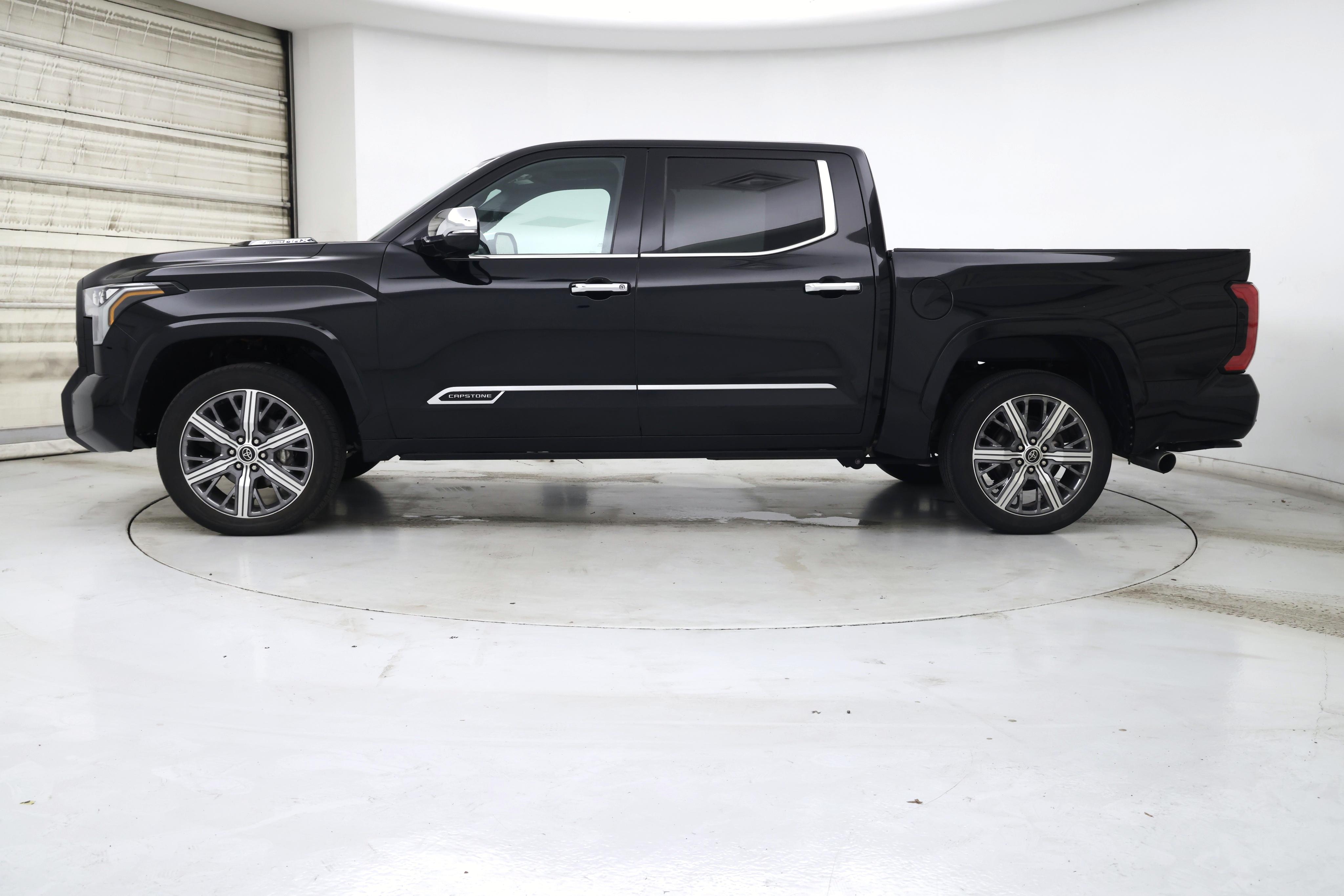 Thumbnail: 2023 Toyota Tundra - 3