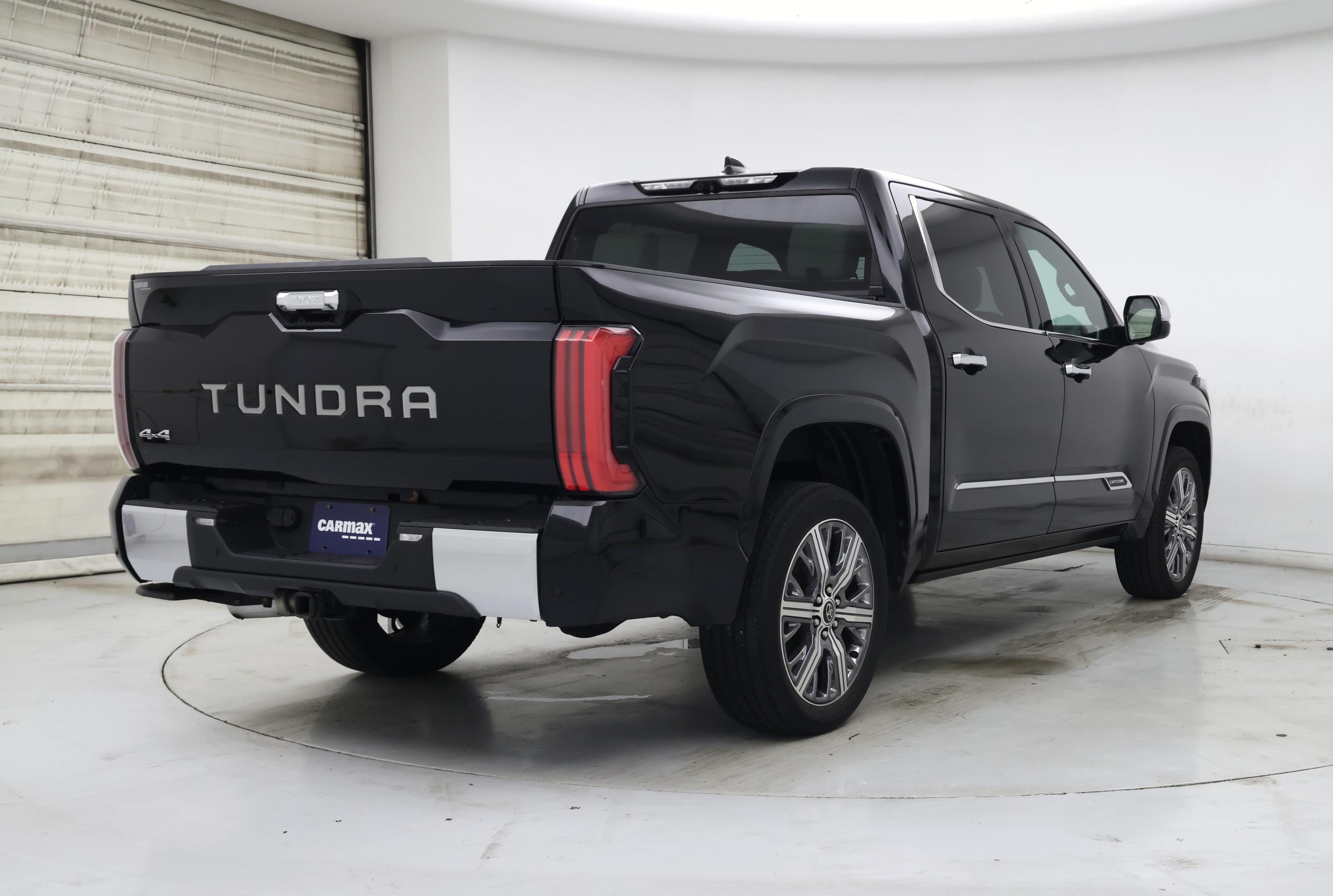Thumbnail: 2023 Toyota Tundra - 8