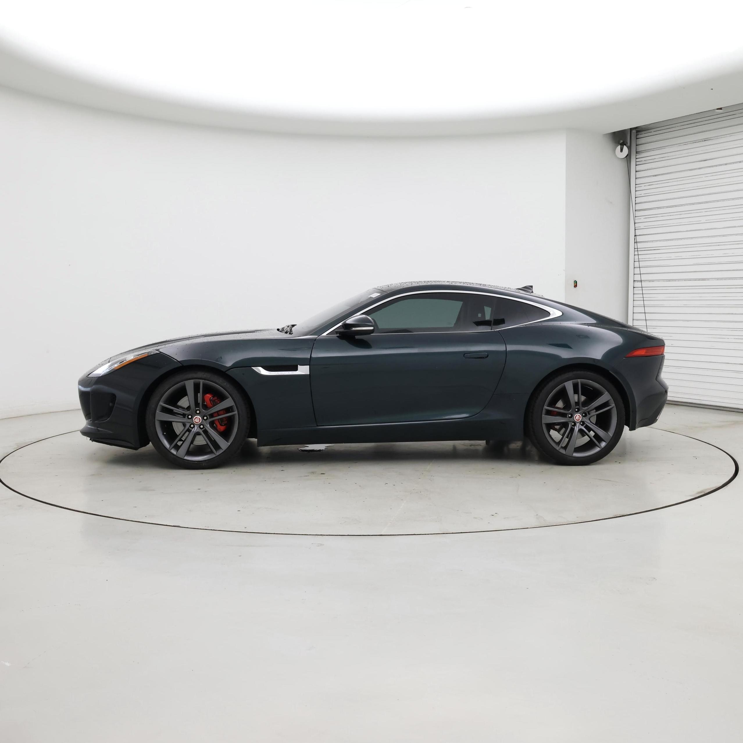 Thumbnail: 2017 Jaguar F-Type - 3