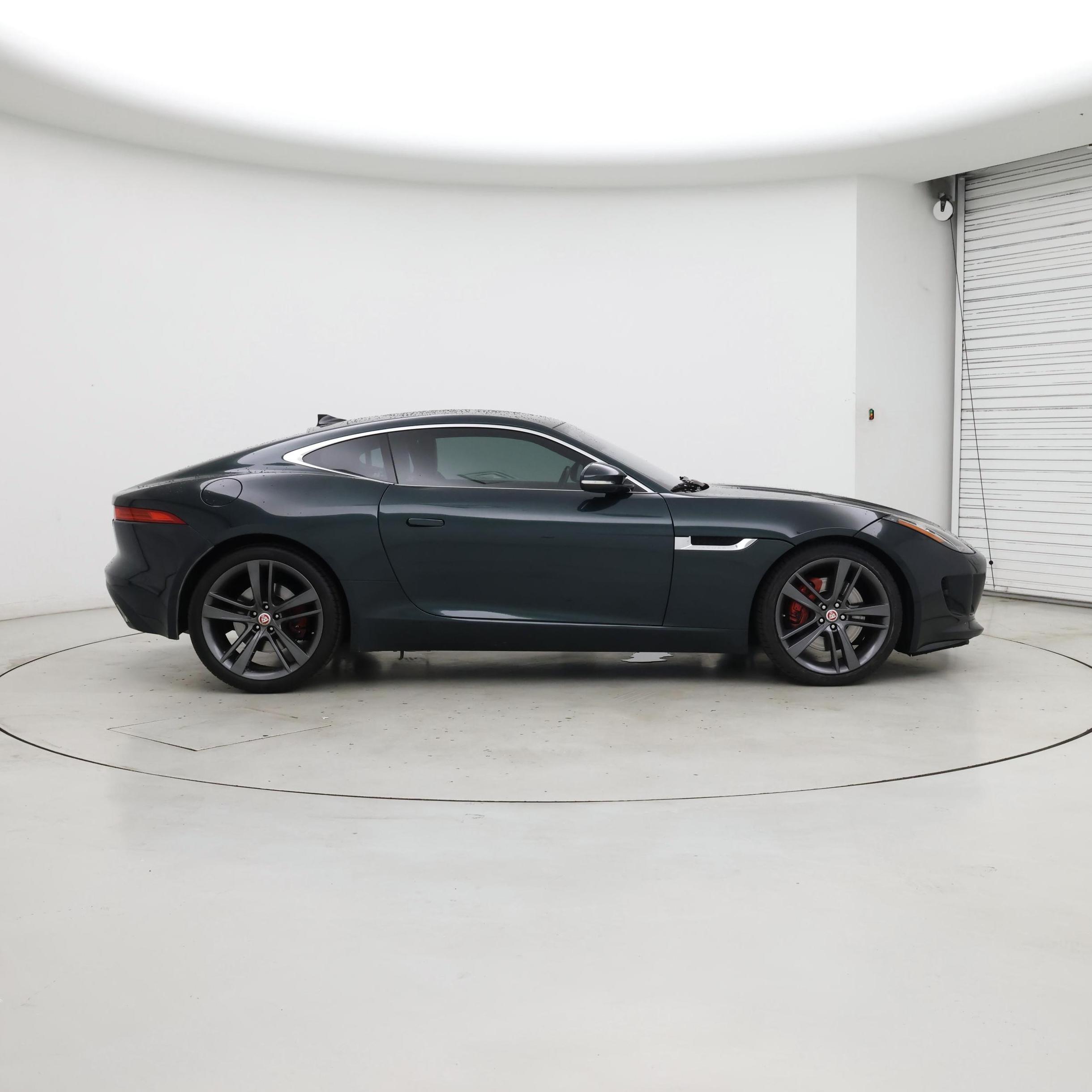 Thumbnail: 2017 Jaguar F-Type - 7