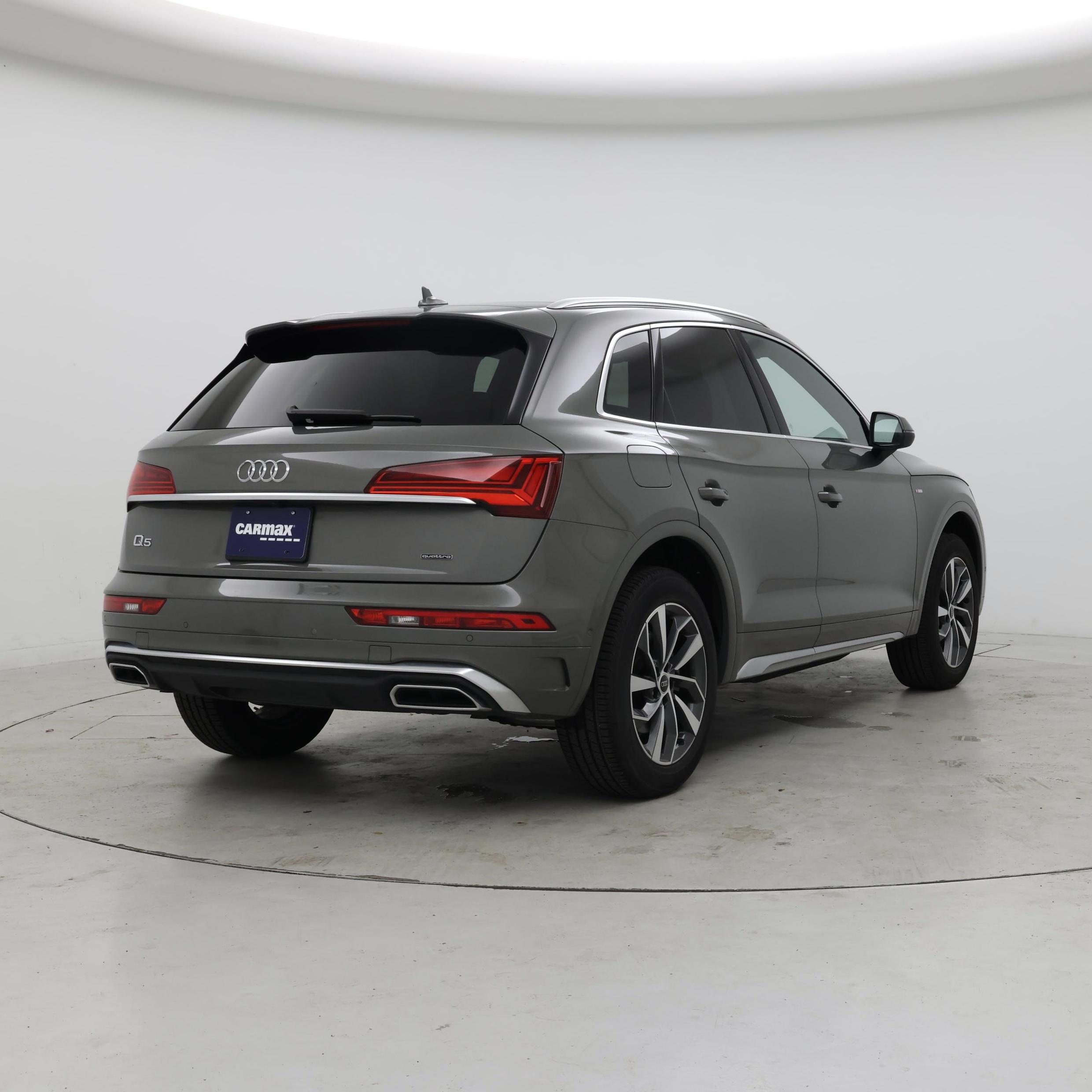 Thumbnail: 2023 Audi Q5 - 8