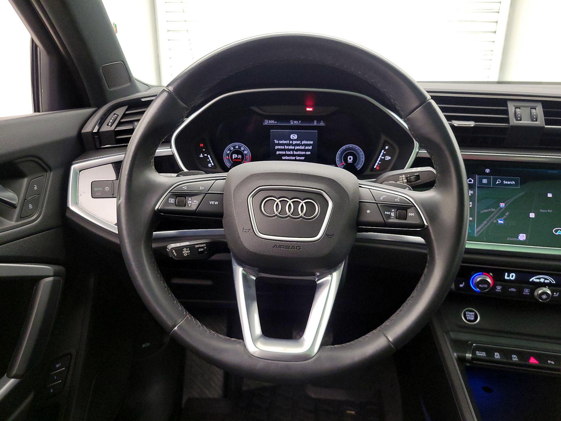 Thumbnail: 2022 Audi Q3 - 10