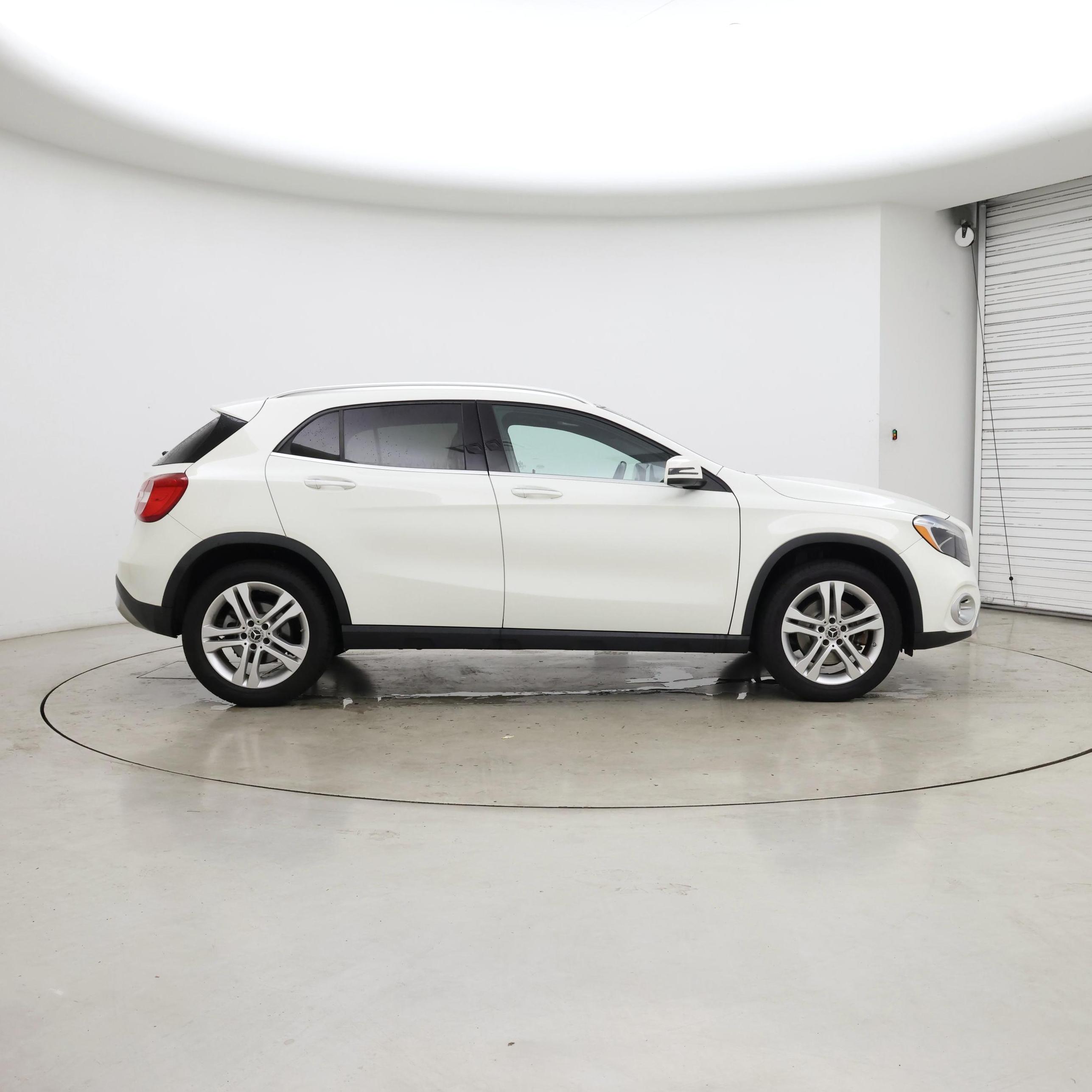 Thumbnail: 2018 Mercedes-Benz GLA - 7