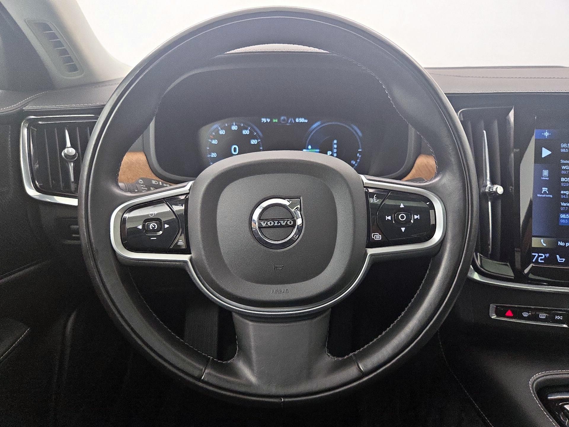 Thumbnail: 2019 Volvo S90 - 10