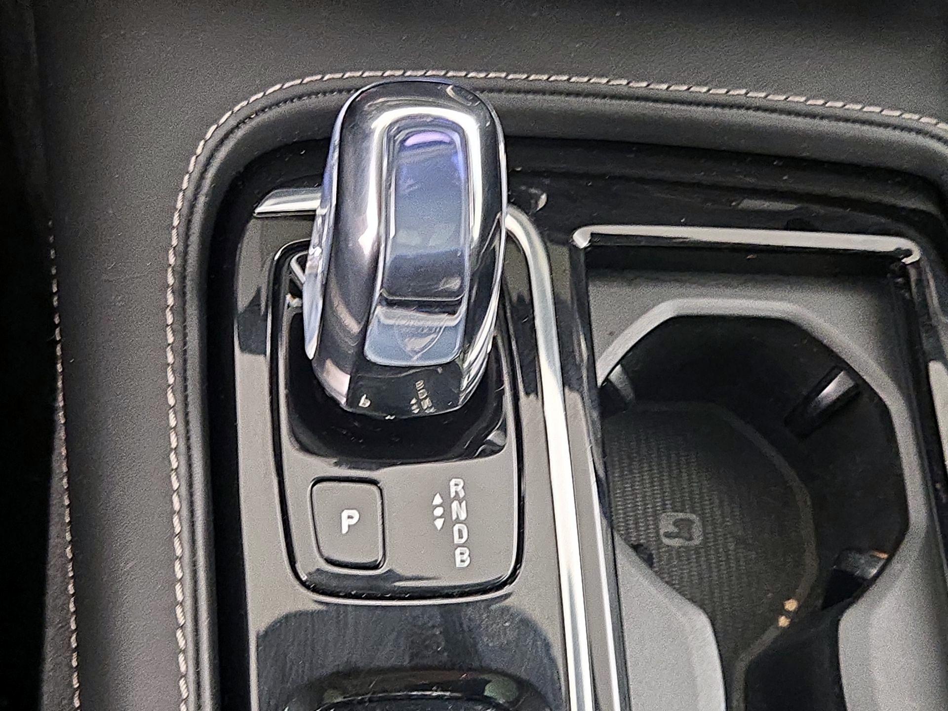 Thumbnail: 2019 Volvo S90 - 17