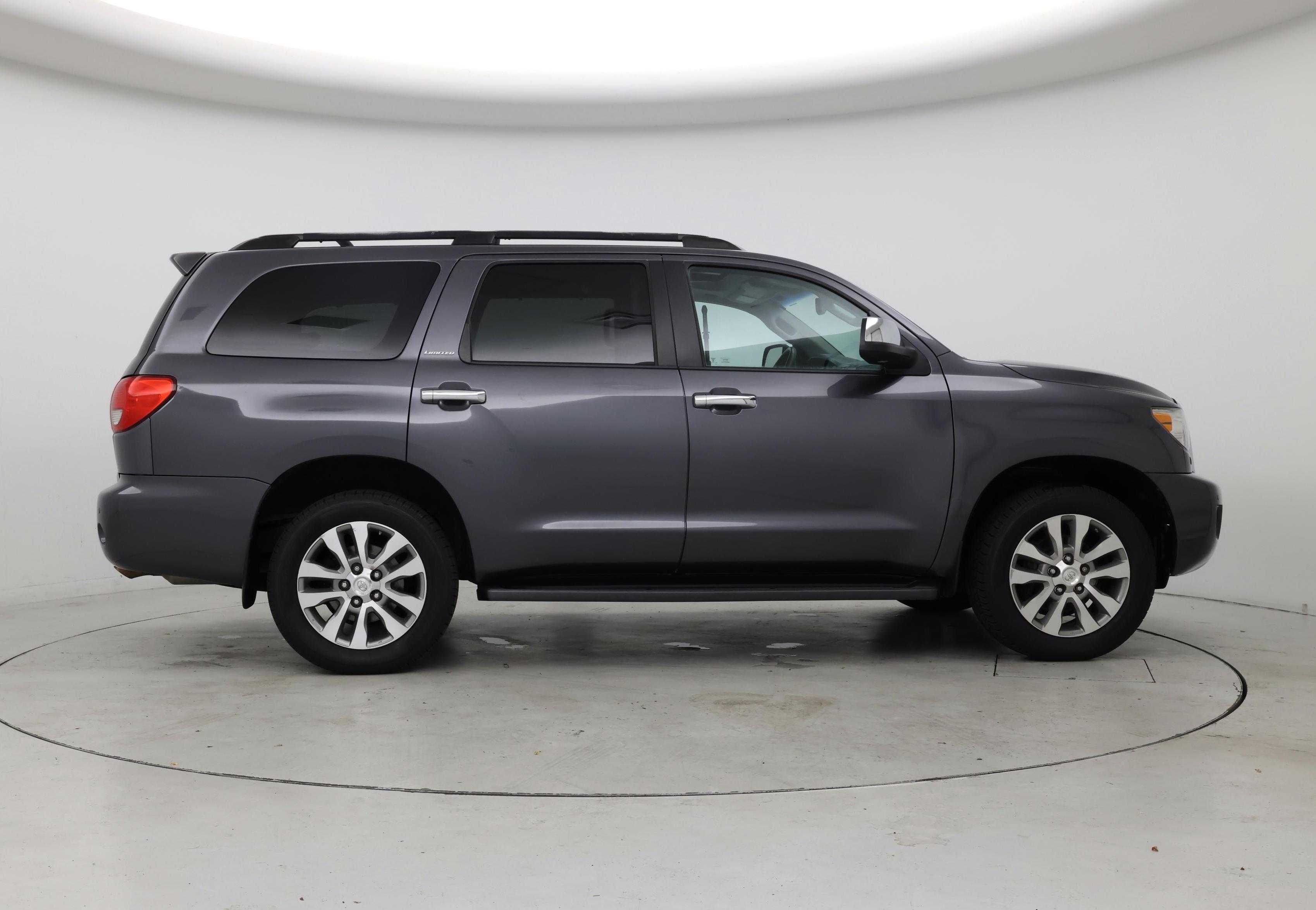 Thumbnail: 2017 Toyota Sequoia - 7