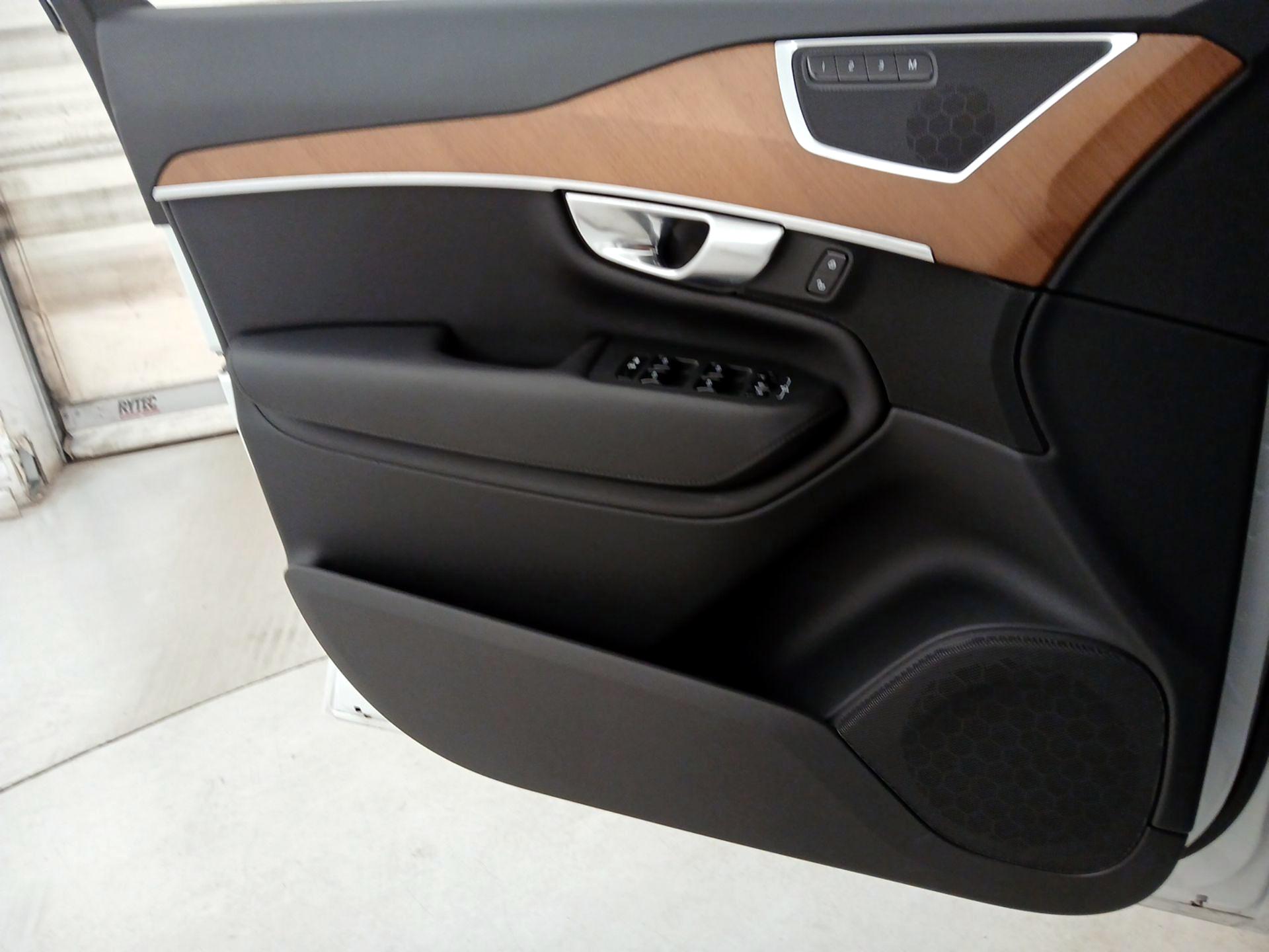 Thumbnail: 2024 Volvo XC90 - 12