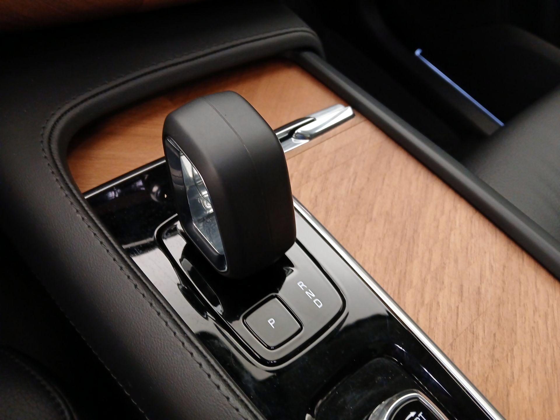 Thumbnail: 2024 Volvo XC90 - 17
