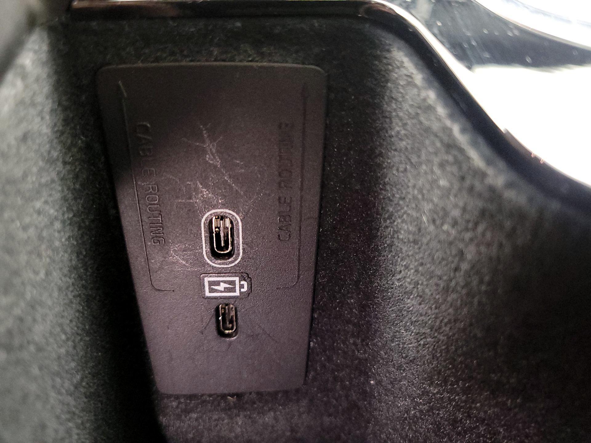 Thumbnail: 2022 Volvo XC60 - 19