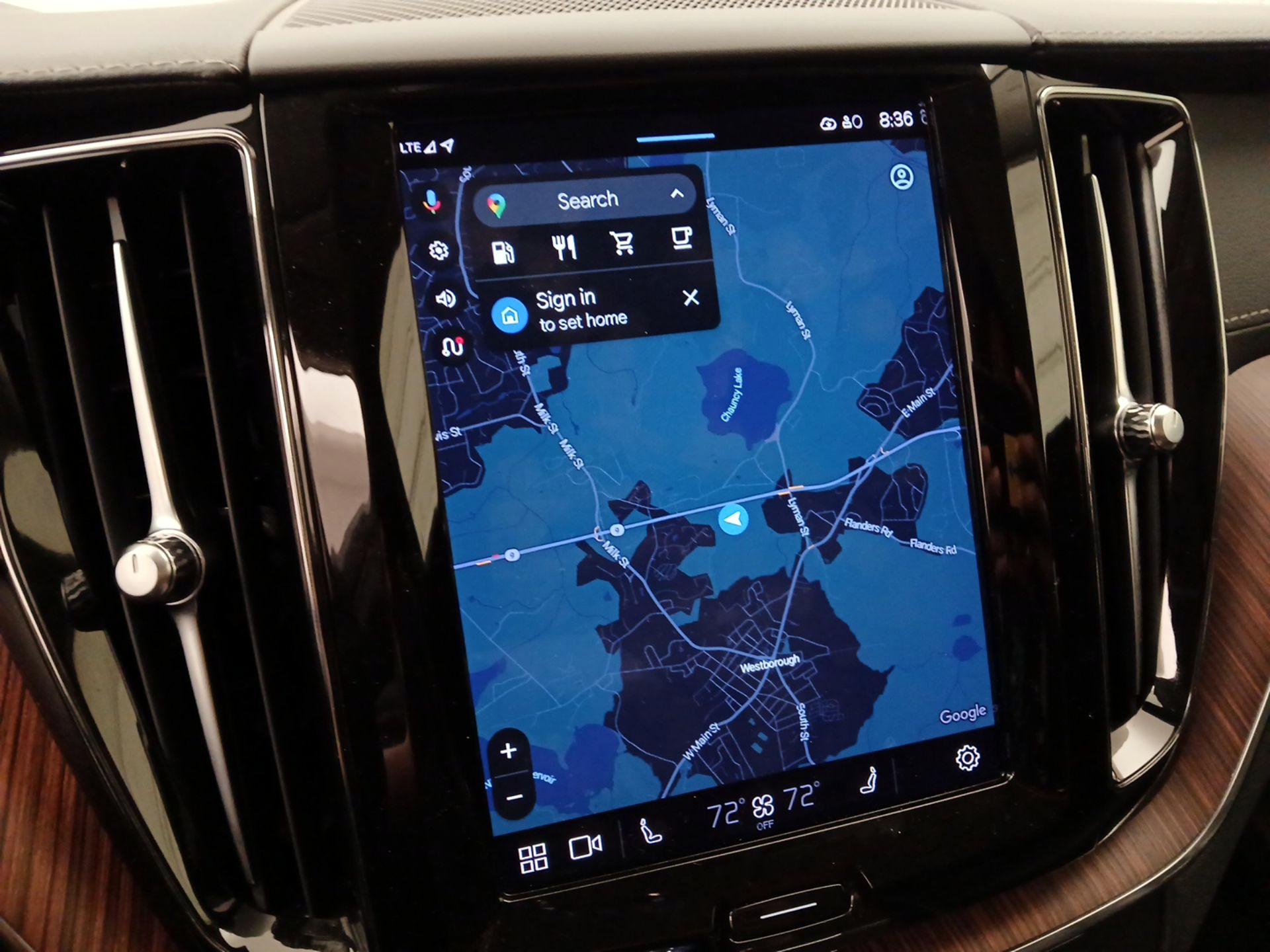 Thumbnail: 2023 Volvo XC60 - 14