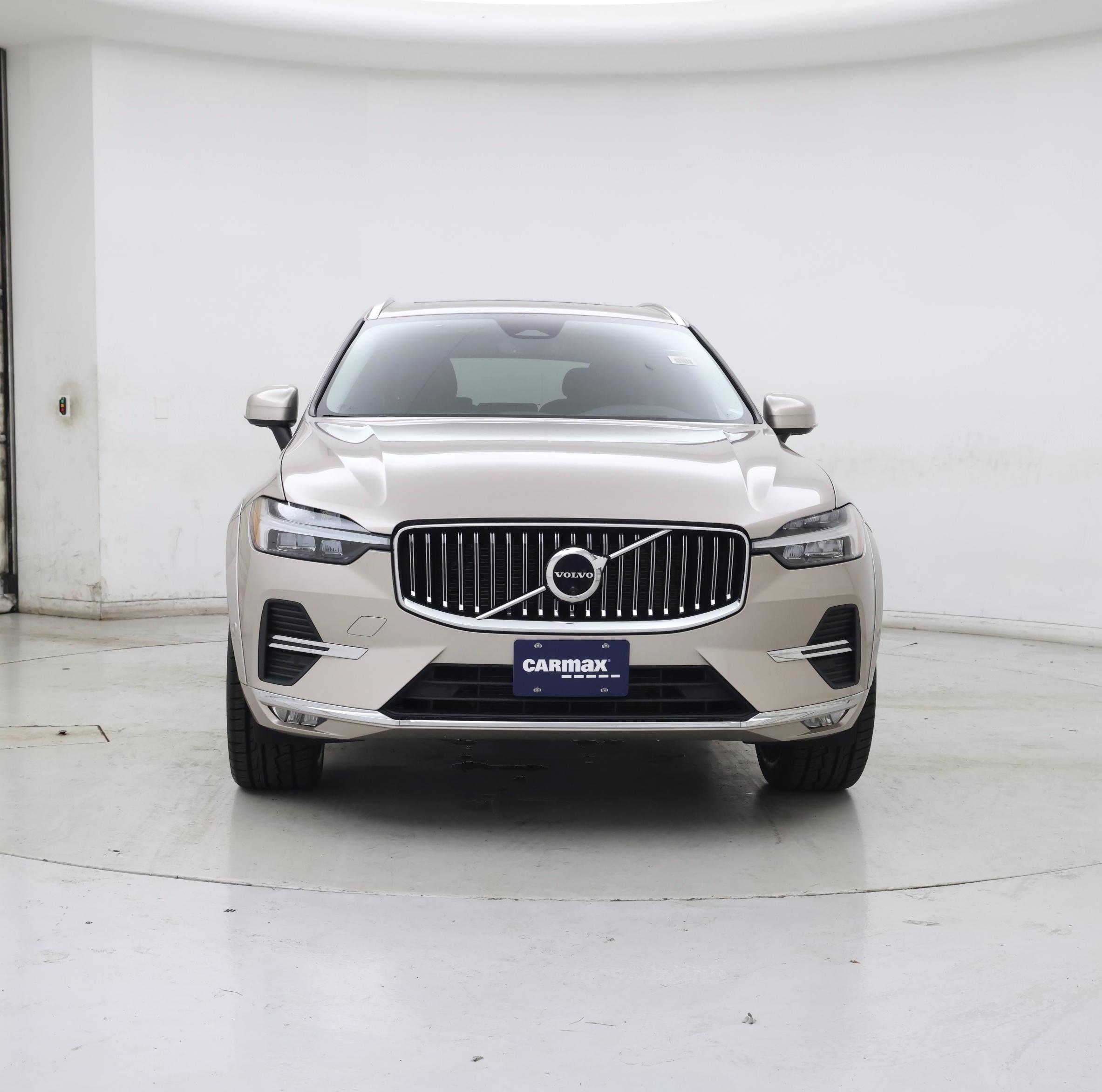 Thumbnail: 2023 Volvo XC60 - 5