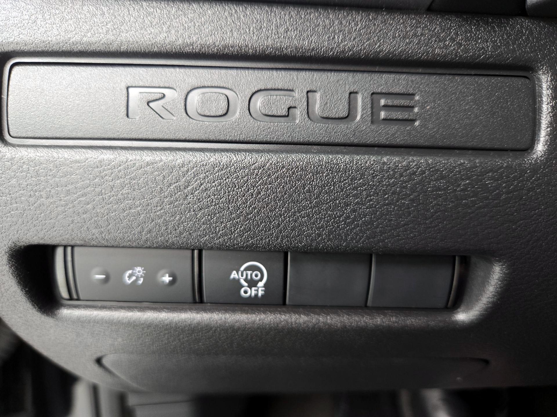 Thumbnail: 2023 Nissan Rogue - 13