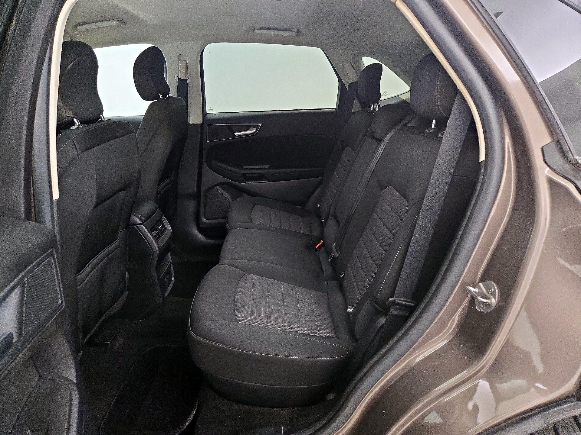 Thumbnail: 2019 Ford Edge - 19