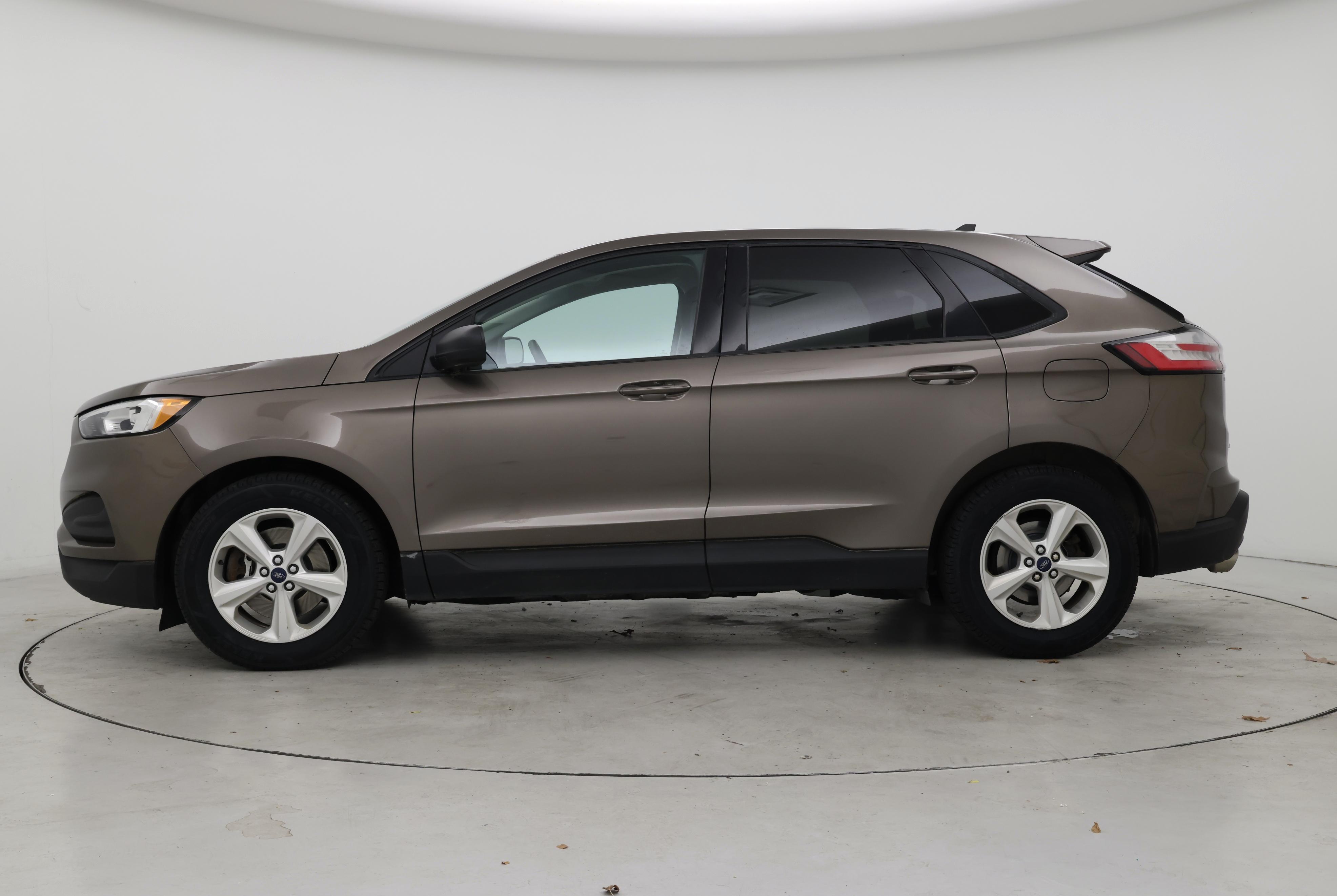 Thumbnail: 2019 Ford Edge - 3