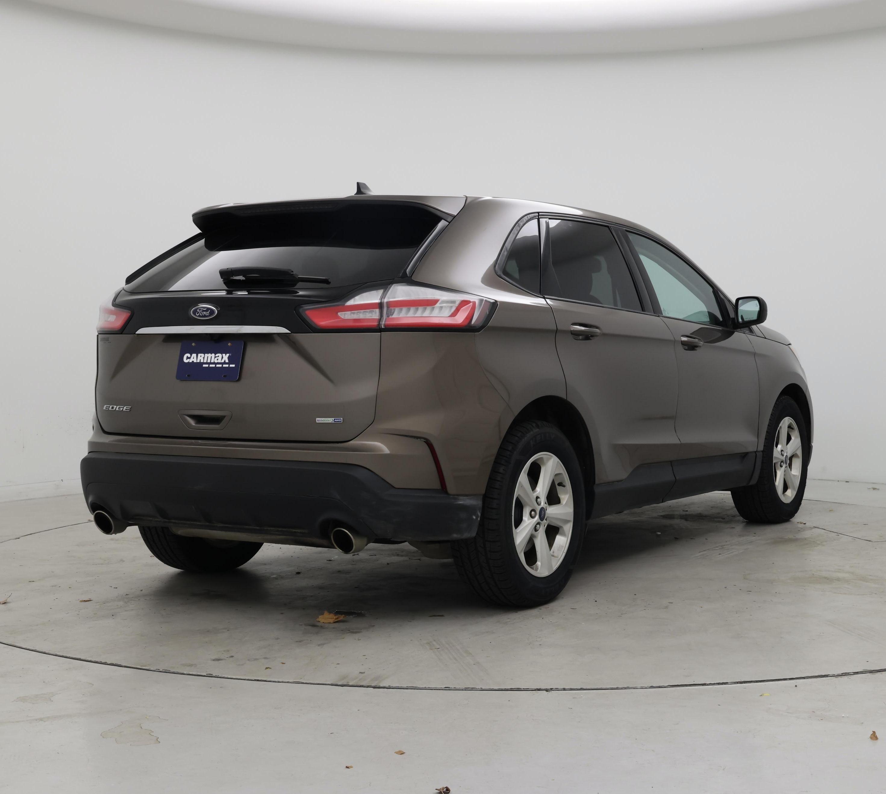 Thumbnail: 2019 Ford Edge - 8