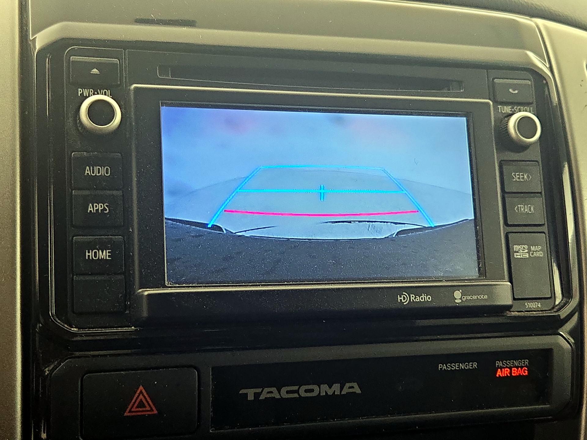 Thumbnail: 2015 Toyota Tacoma - 14