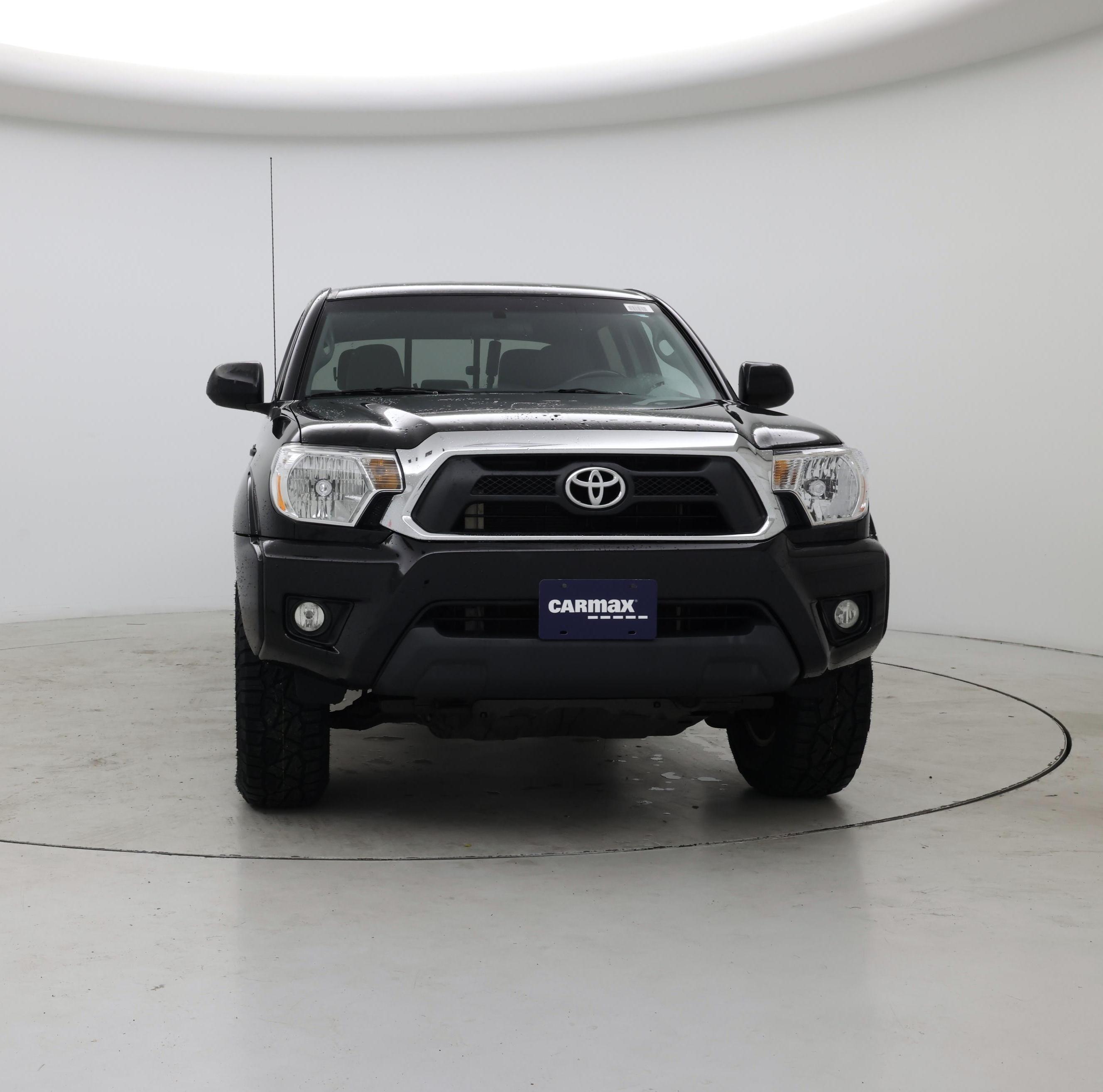 Thumbnail: 2015 Toyota Tacoma - 5