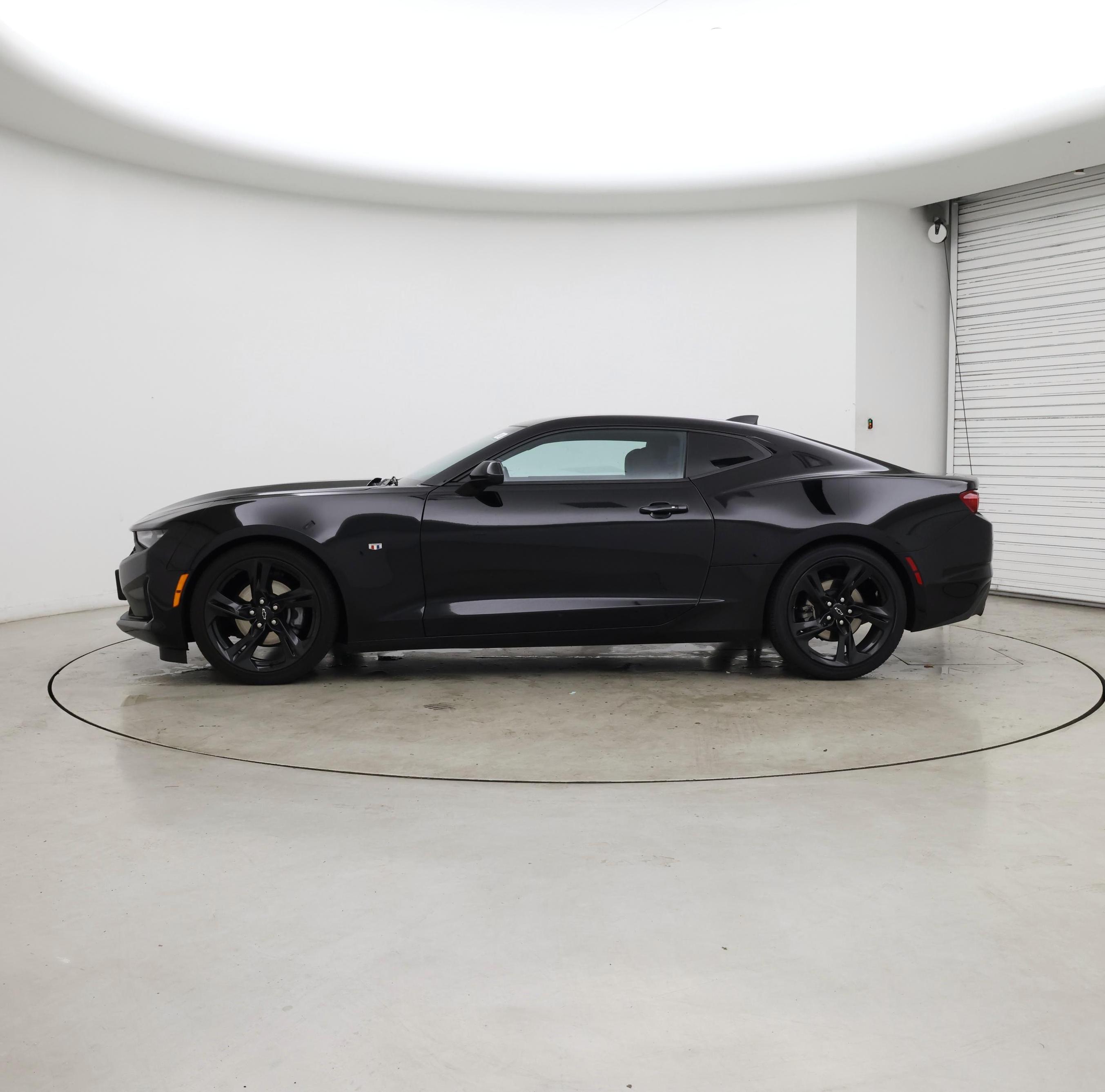 Thumbnail: 2020 Chevrolet Camaro - 3