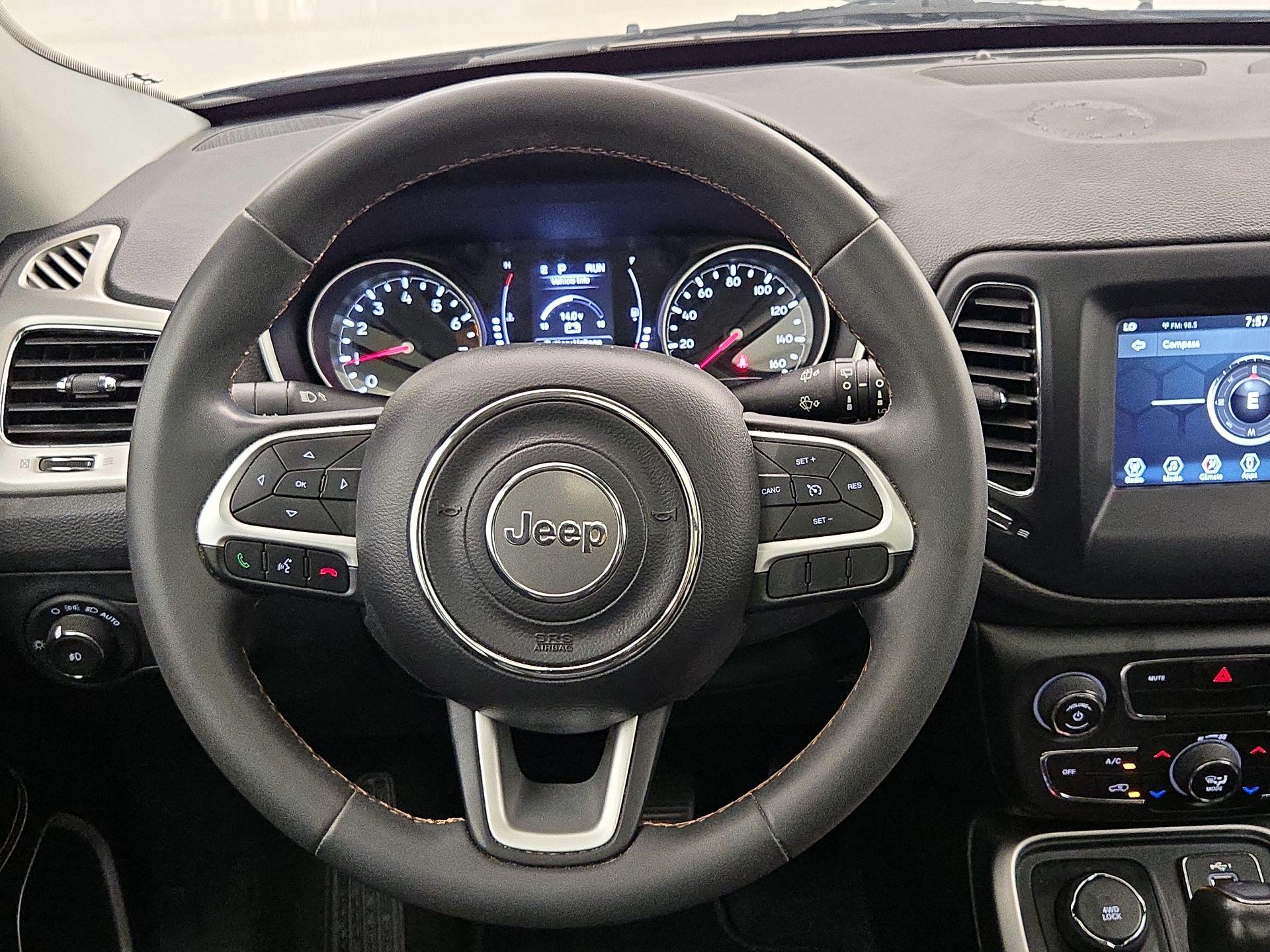 Thumbnail: 2021 Jeep Compass - 10