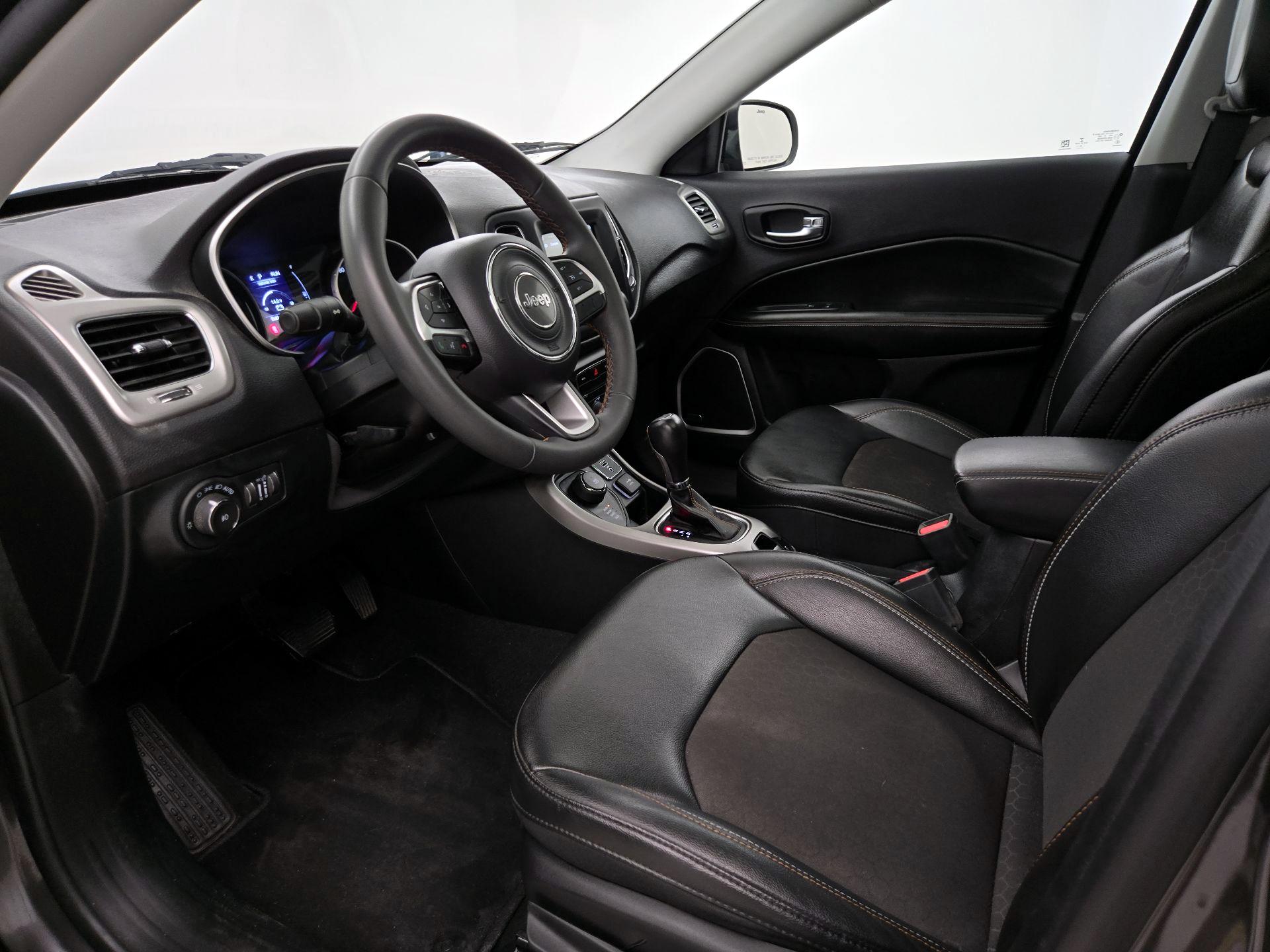 Thumbnail: 2021 Jeep Compass - 11