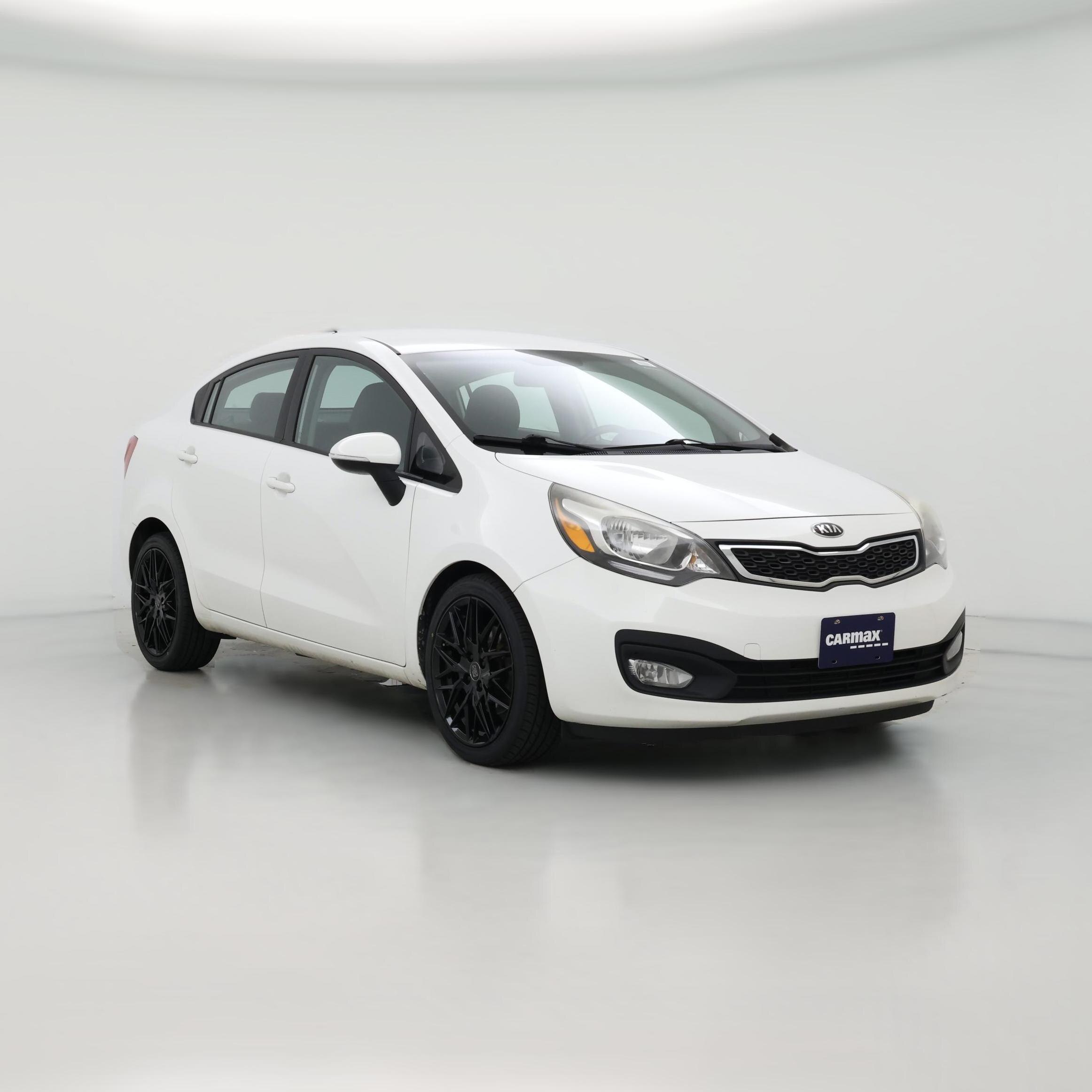 Thumbnail: 2015 Kia Rio - 1