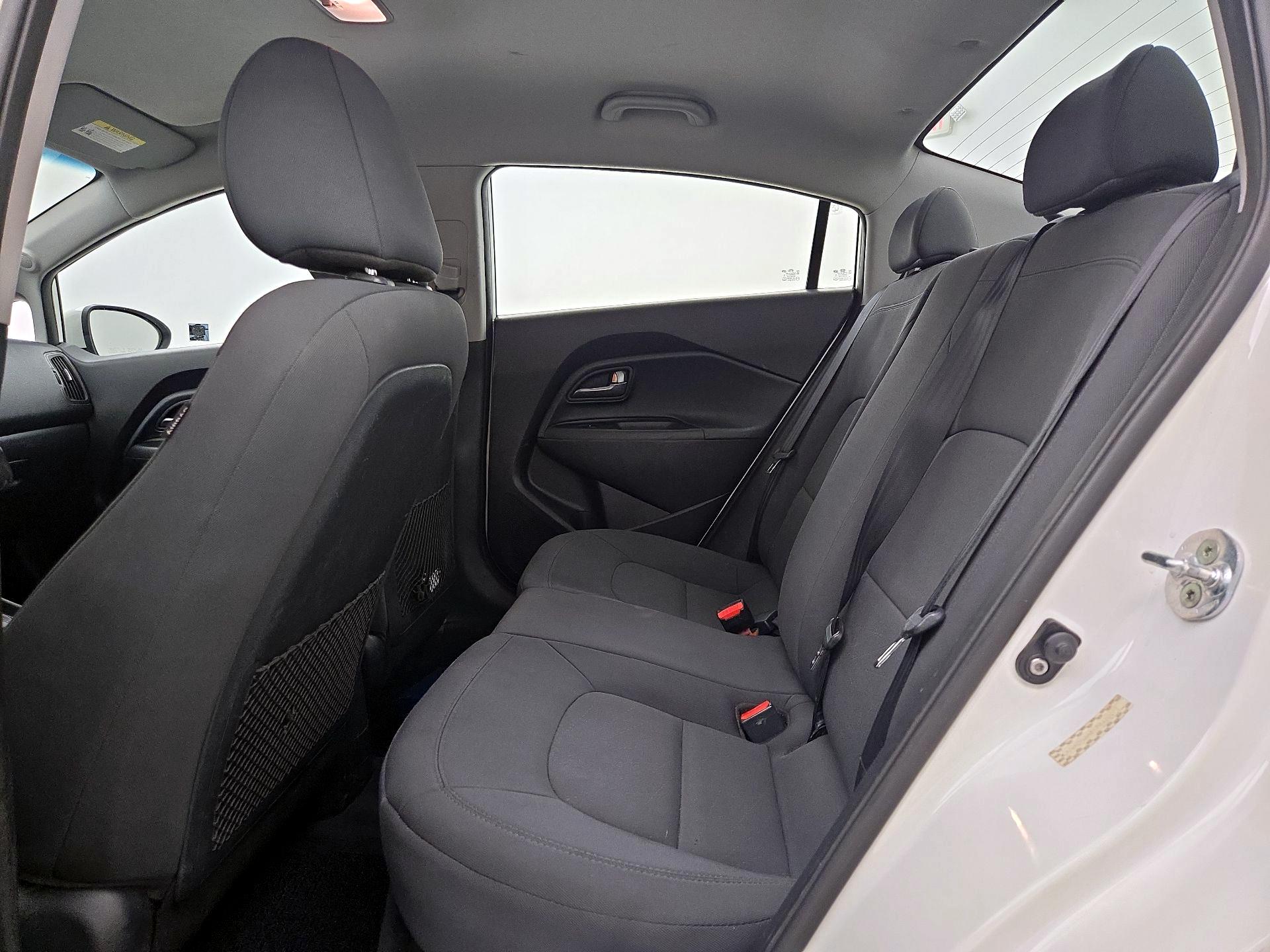 Thumbnail: 2015 Kia Rio - 19