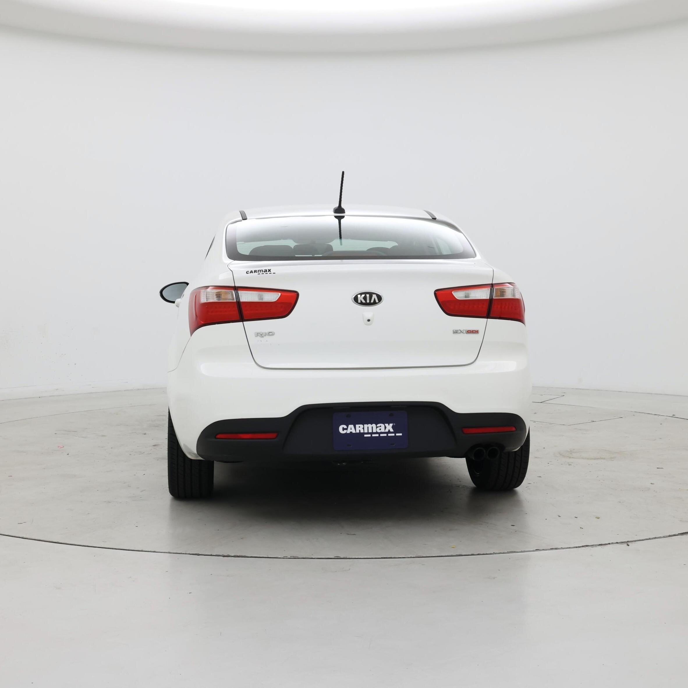 Thumbnail: 2015 Kia Rio - 6