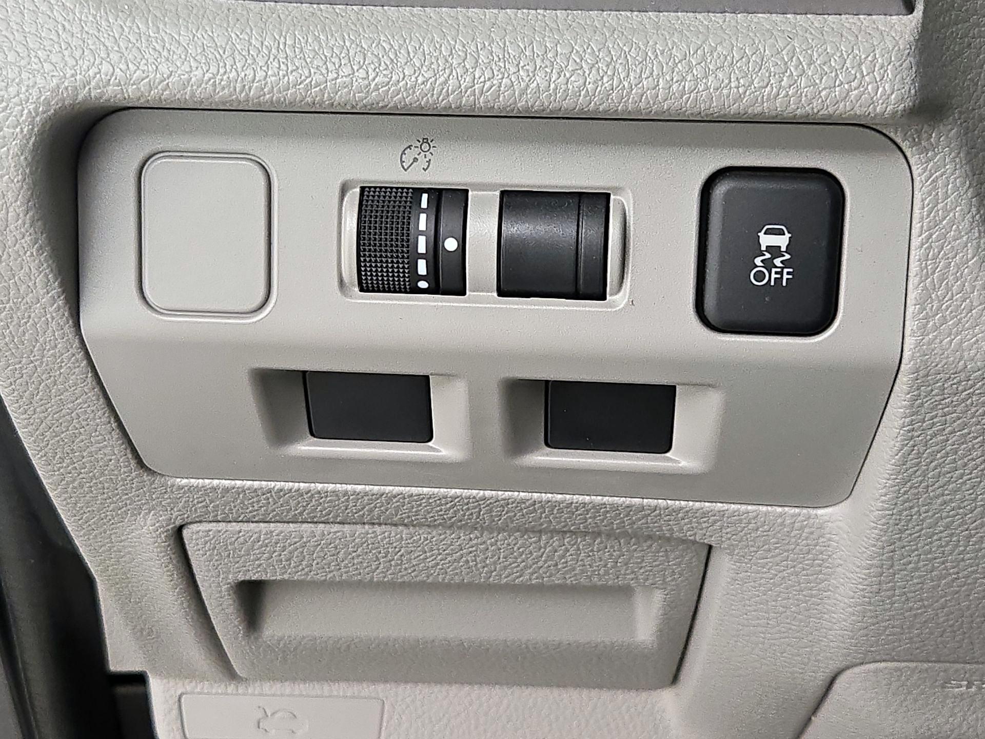 Thumbnail: 2016 Subaru Forester - 13