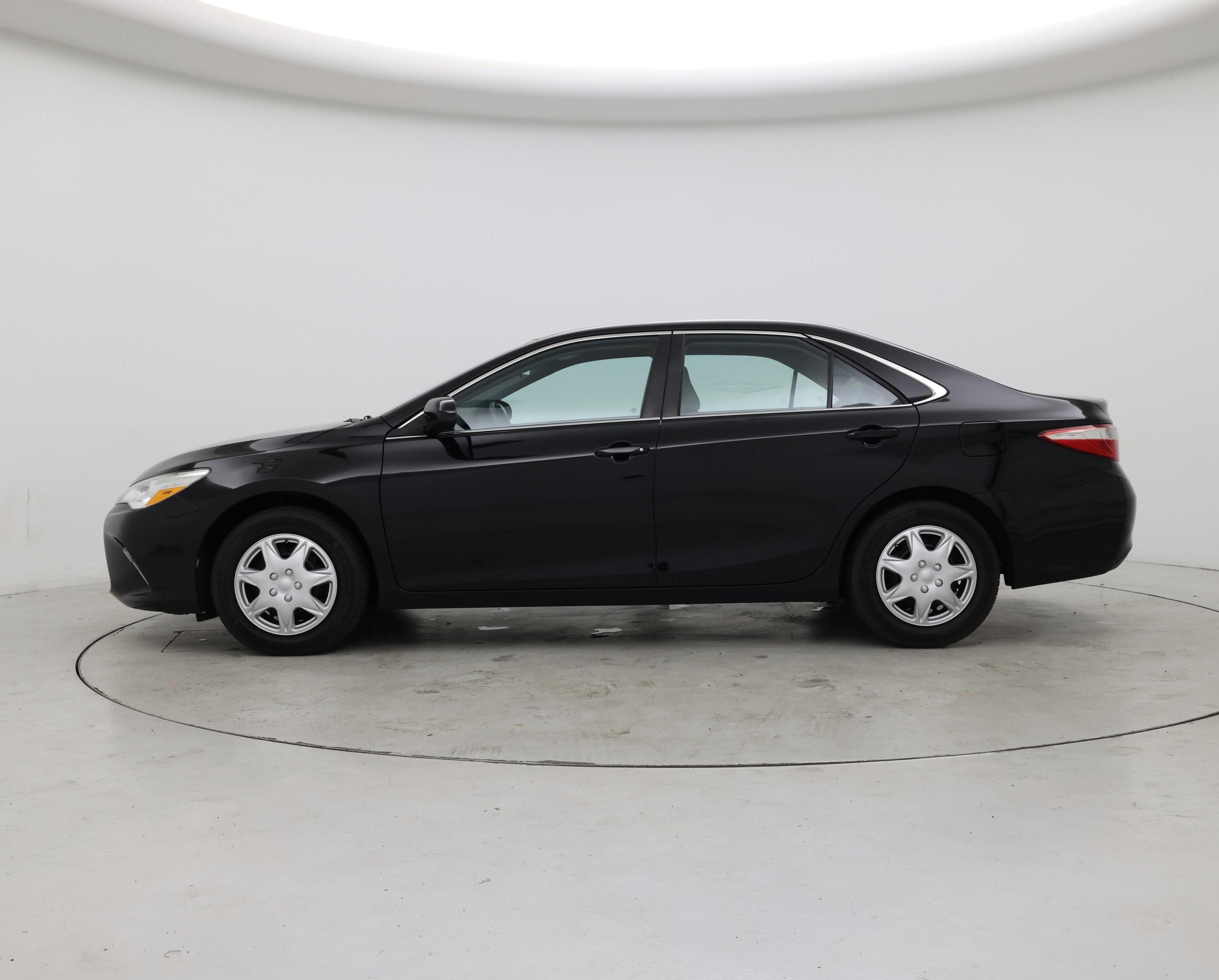 Thumbnail: 2016 Toyota Camry - 3