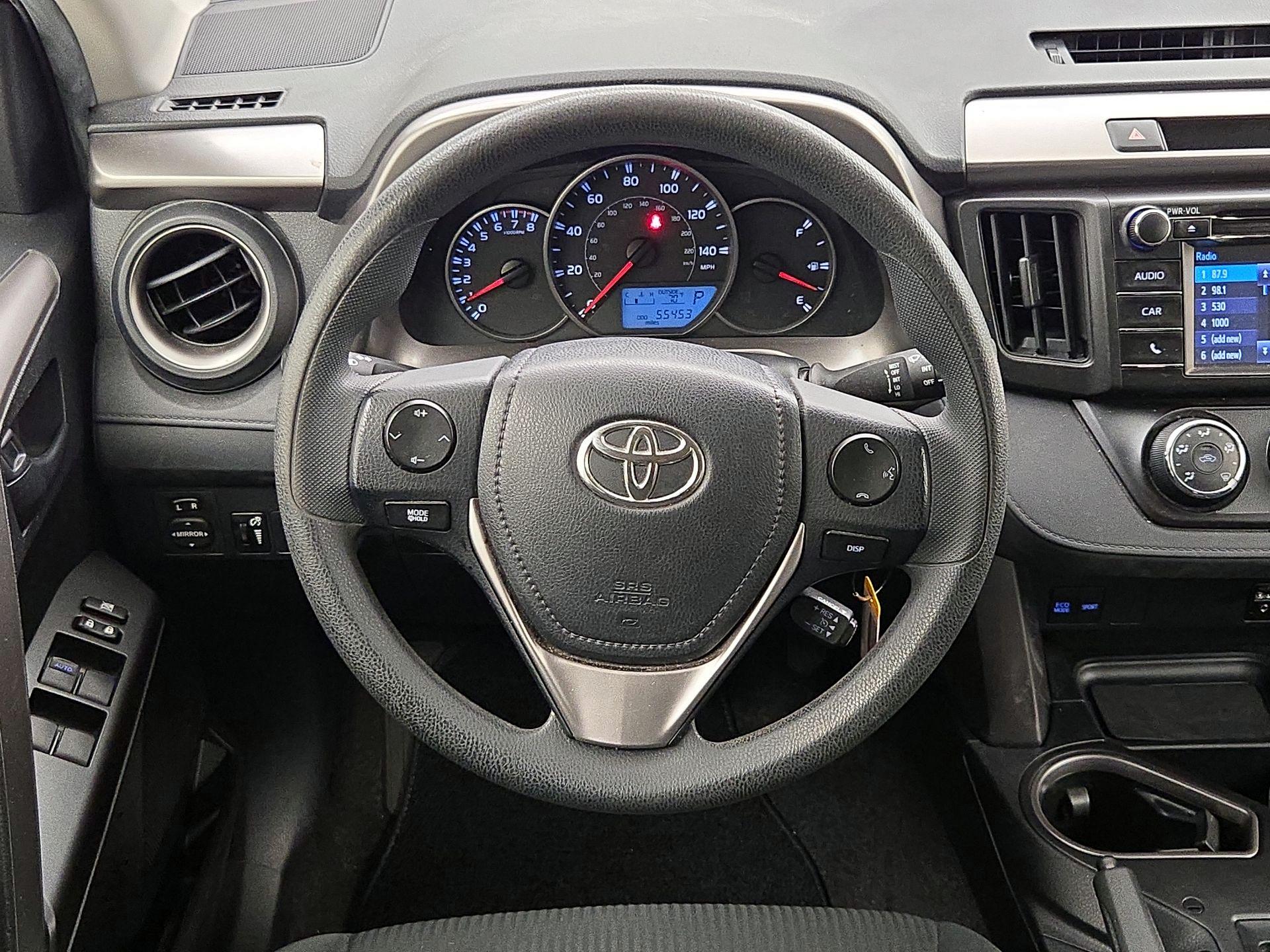 Thumbnail: 2016 Toyota RAV4 - 10