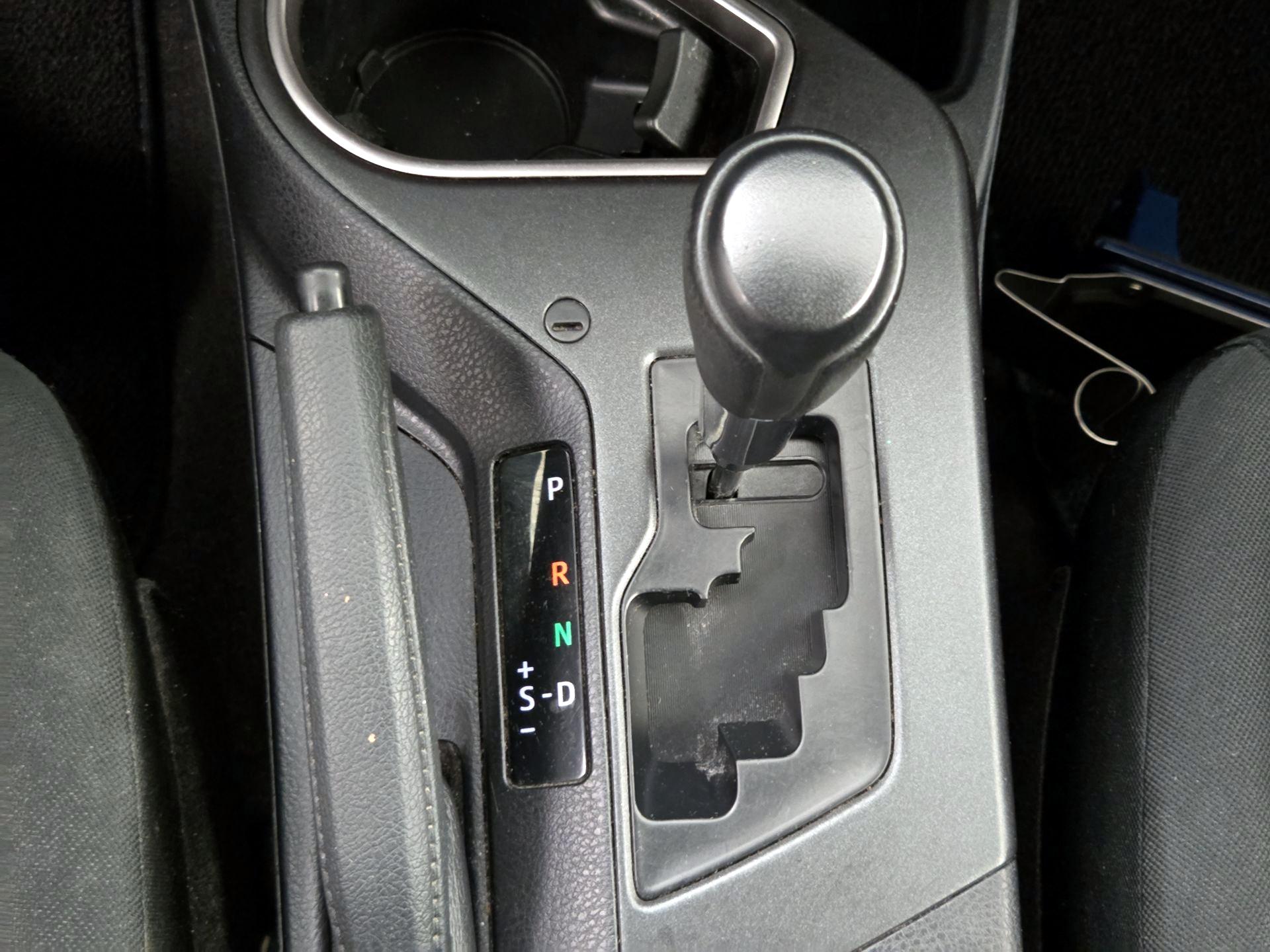 Thumbnail: 2016 Toyota RAV4 - 17