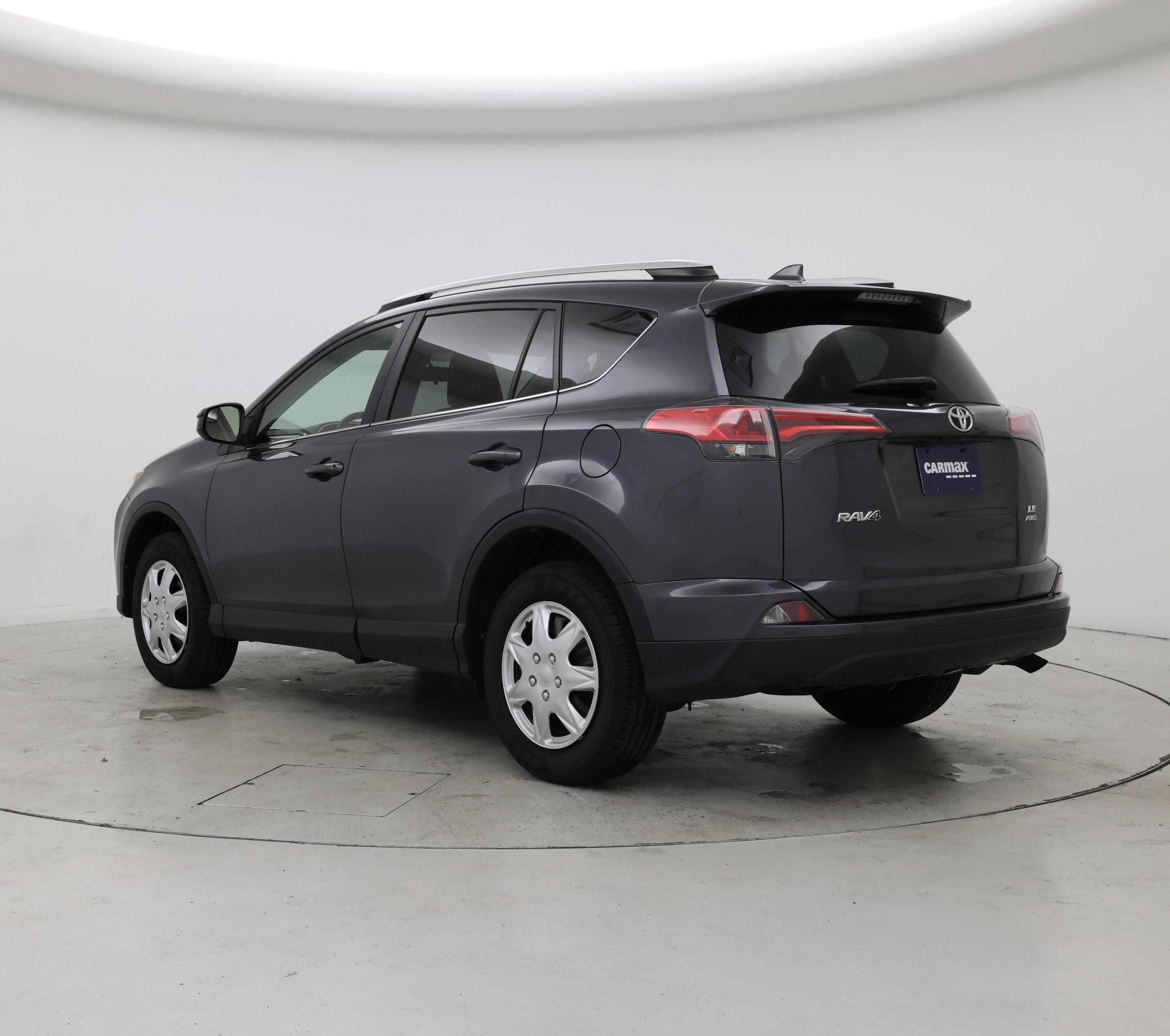 Thumbnail: 2016 Toyota RAV4 - 2