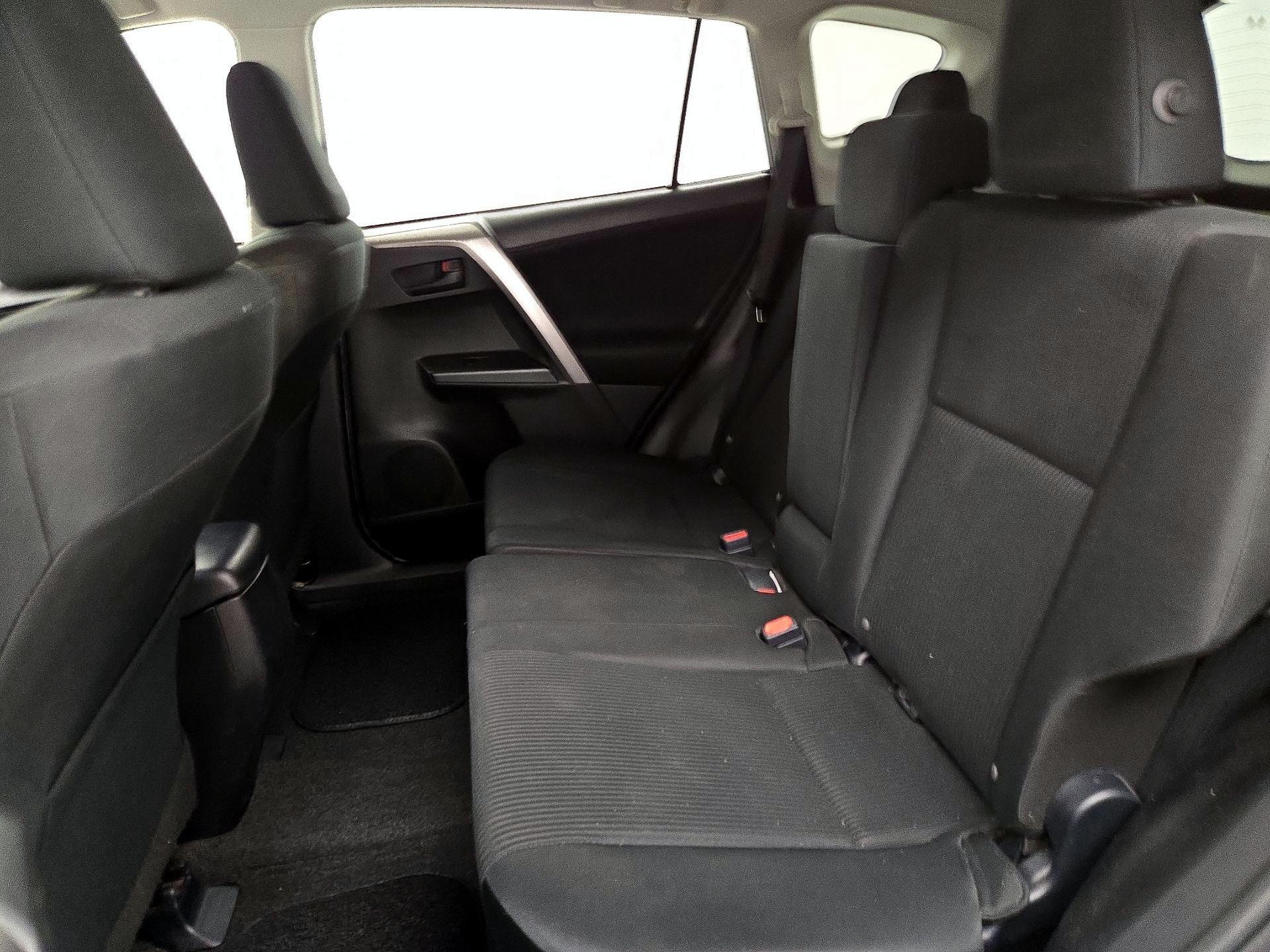 Thumbnail: 2016 Toyota RAV4 - 19