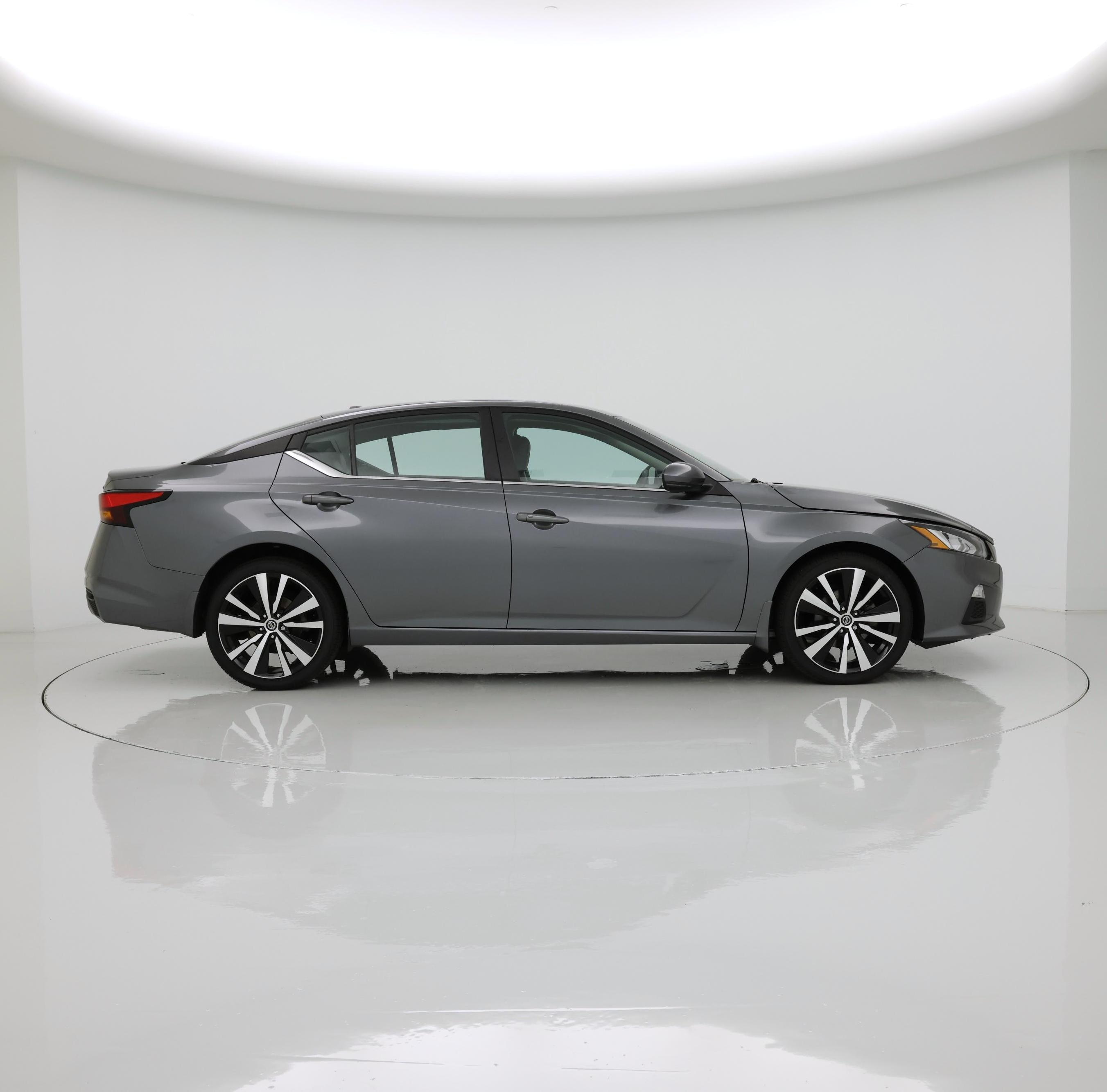 Thumbnail: 2021 Nissan Altima - 7