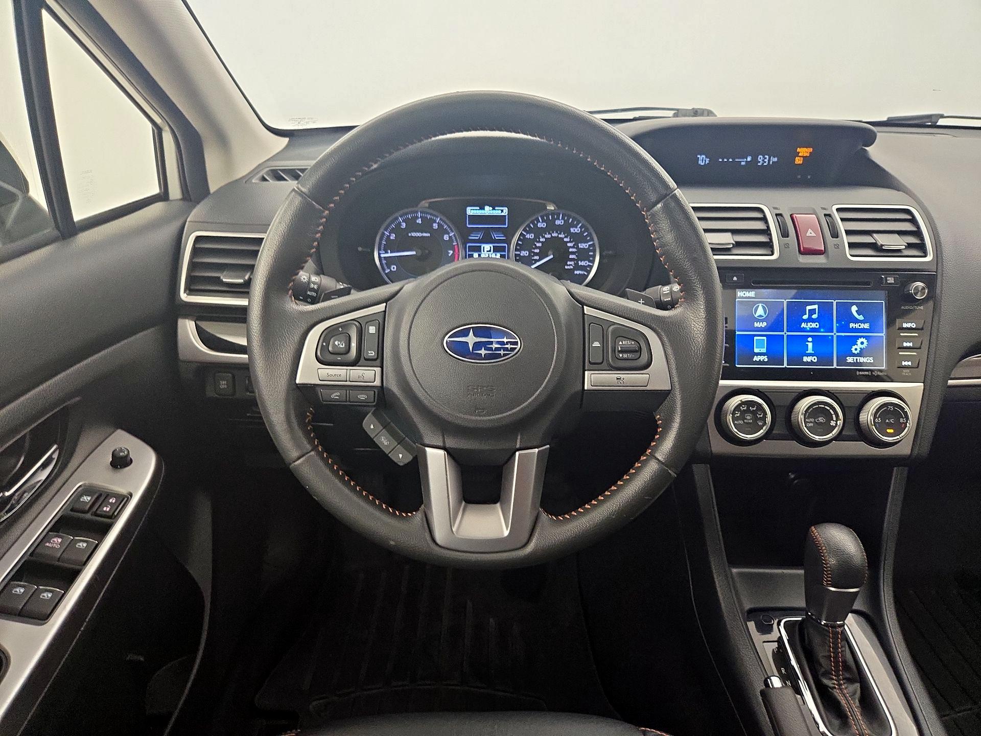 Thumbnail: 2017 Subaru Crosstrek - 10