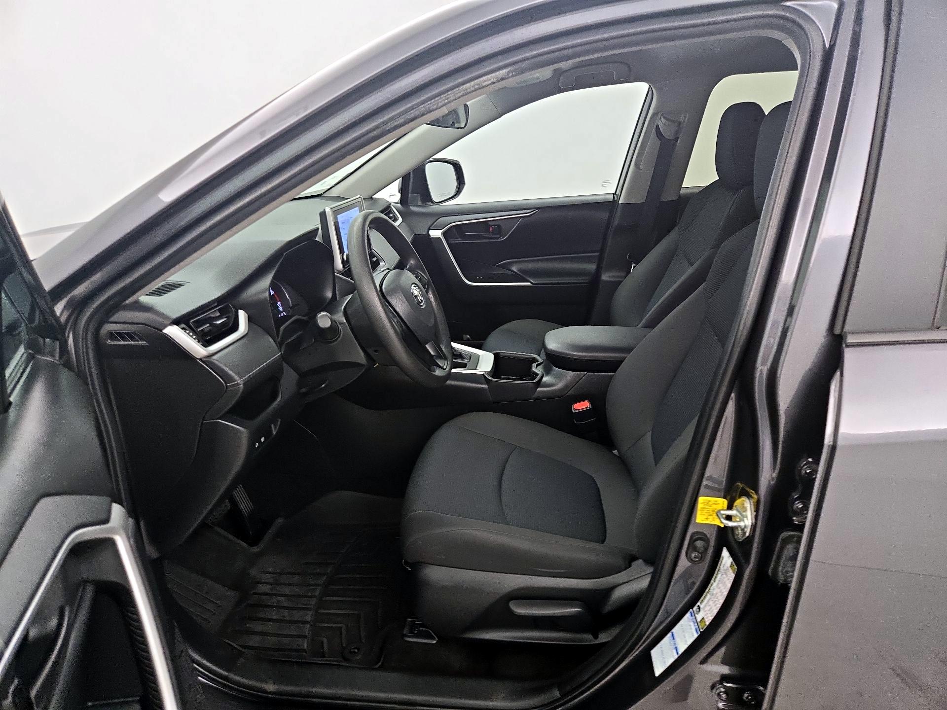 Thumbnail: 2023 Toyota RAV4 - 11