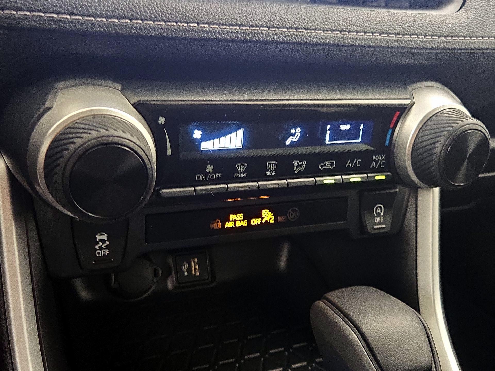 Thumbnail: 2023 Toyota RAV4 - 16