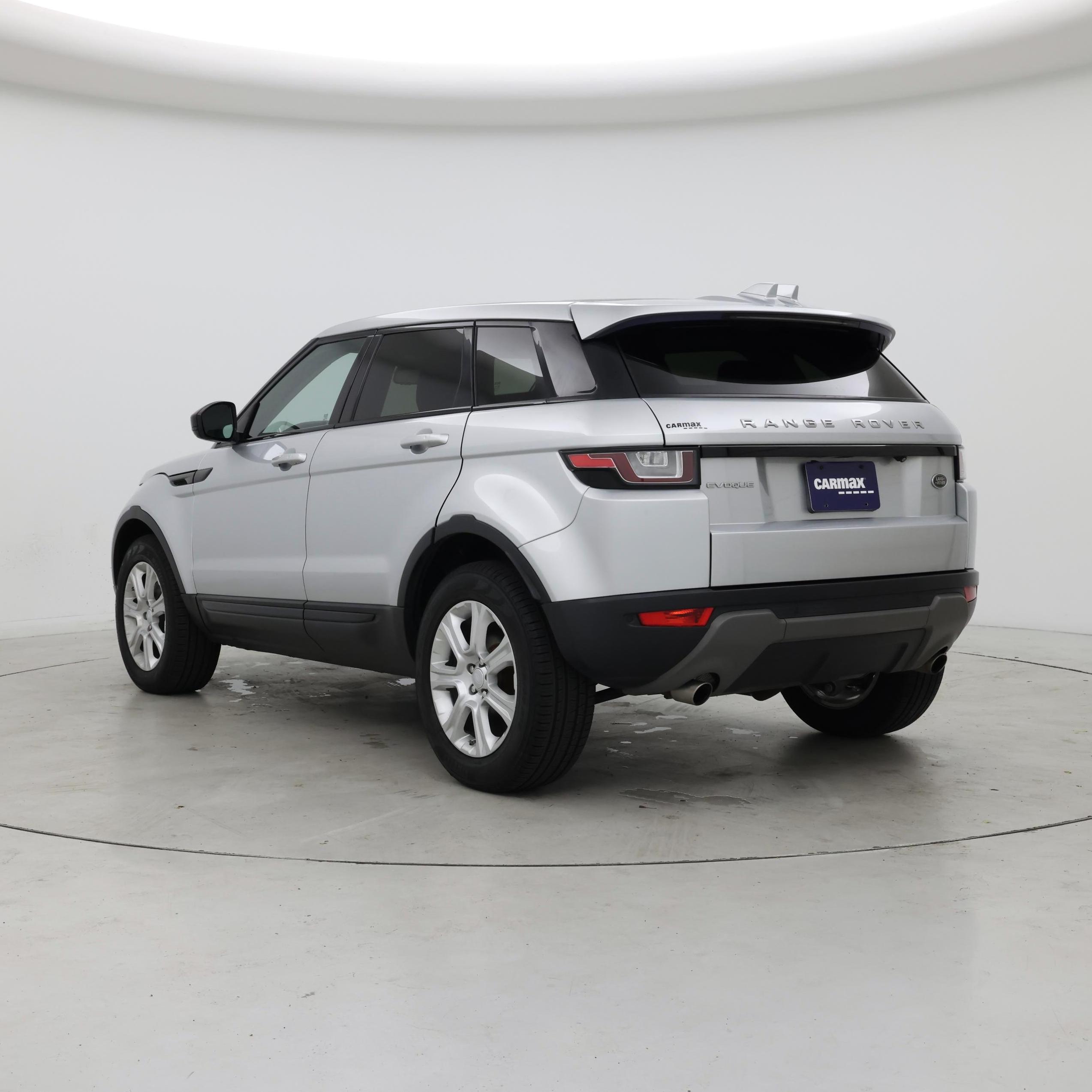 Thumbnail: 2018 Land Rover Range Rover Evoque - 2